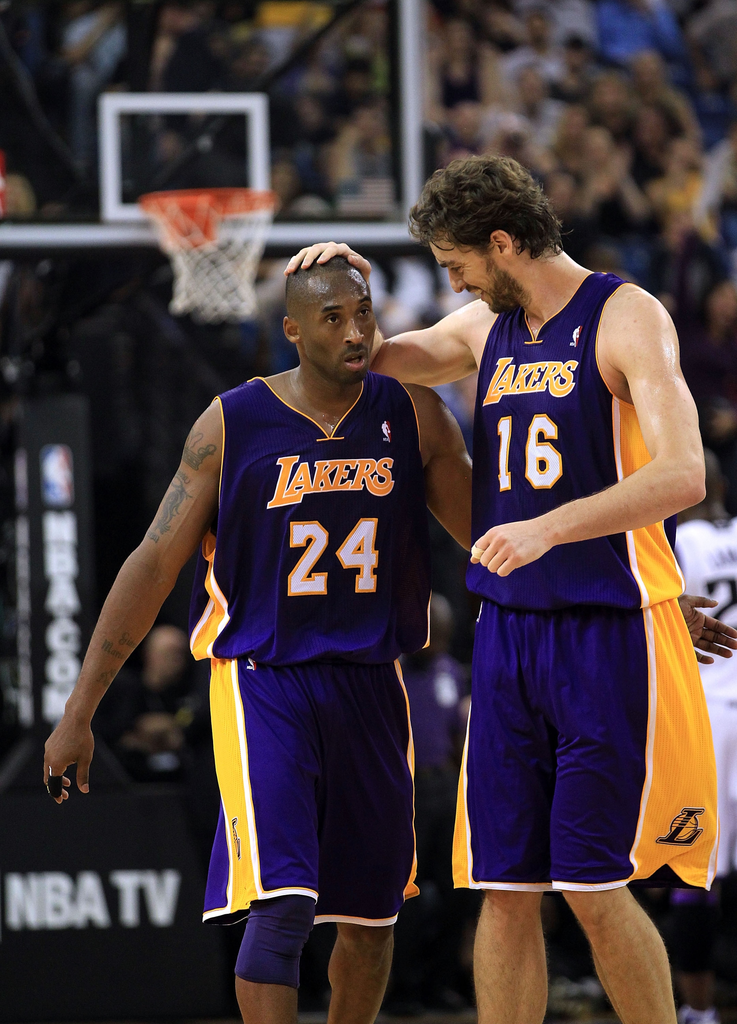 SACRAMENTO, CA - NOVEMBER 03:  Kobe Bryant #24 and Pau Gasol #16 of the Los Angeles Lakers walk off the court for halftime after the Lakers made a last second shot against the Sacramento Kings at ARCO Arena on November 3, 2010 in Sacramento, California.