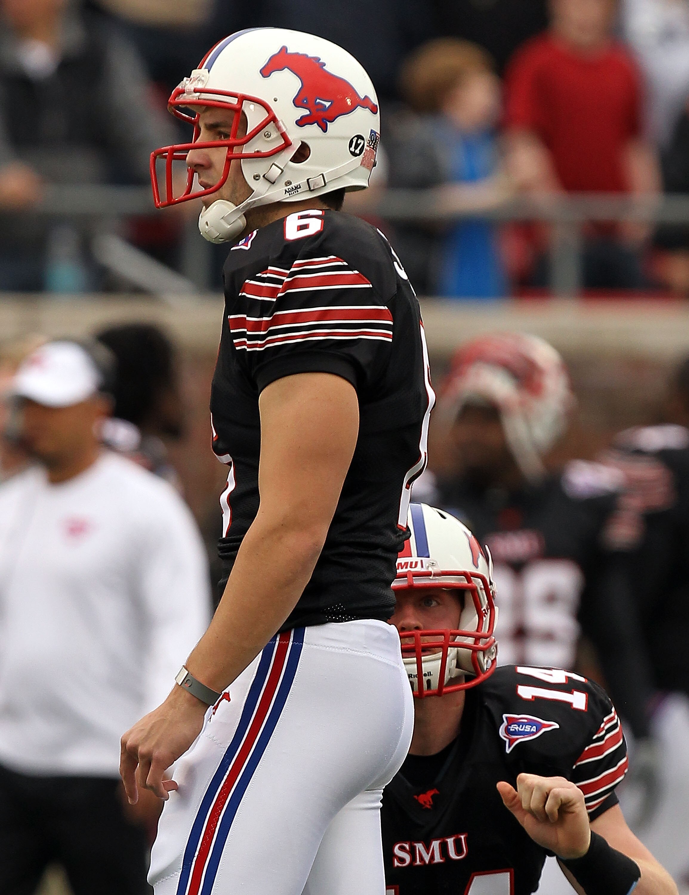 DALLAS, TX - DECEMBER 30:  Kicker Matt Szymanski #6 of the SMU Mustangs reacts after missing a field goal in the fourth quarter against the Army Black Knights during the Bell Helicopter Armed Forces Bowl at Gerald J. Ford Stadium on December 30, 2010 in D