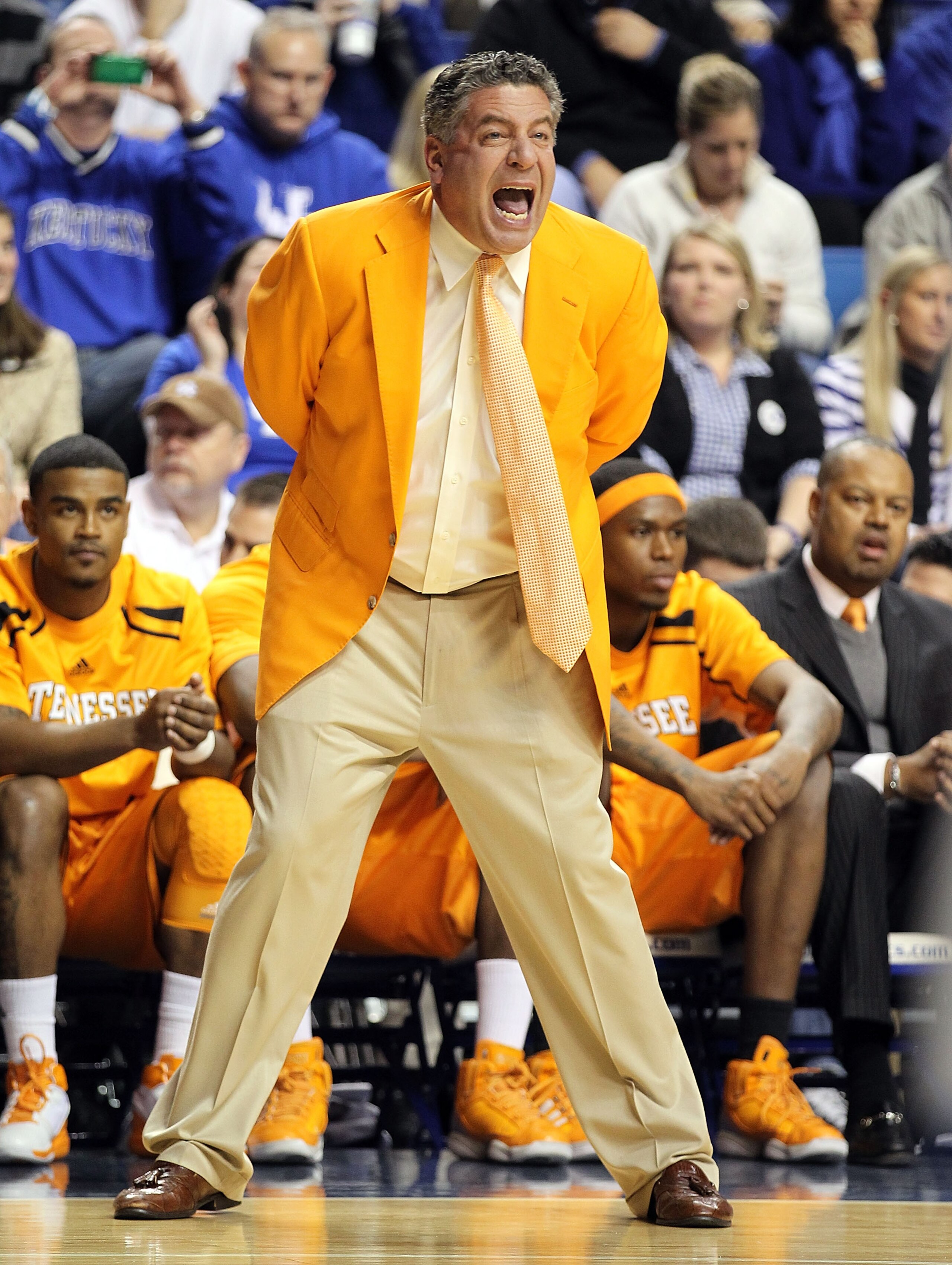 LEXINGTON, KY - FEBRUARY 08:  Bruce Pearl the Head Coach of the Tennessee Volunteers gives instructions to his team during the SEC game against the Kentucky Wildcats at Rupp Arena on February 8, 2011 in Lexington, Kentucky.  (Photo by Andy Lyons/Getty Ima