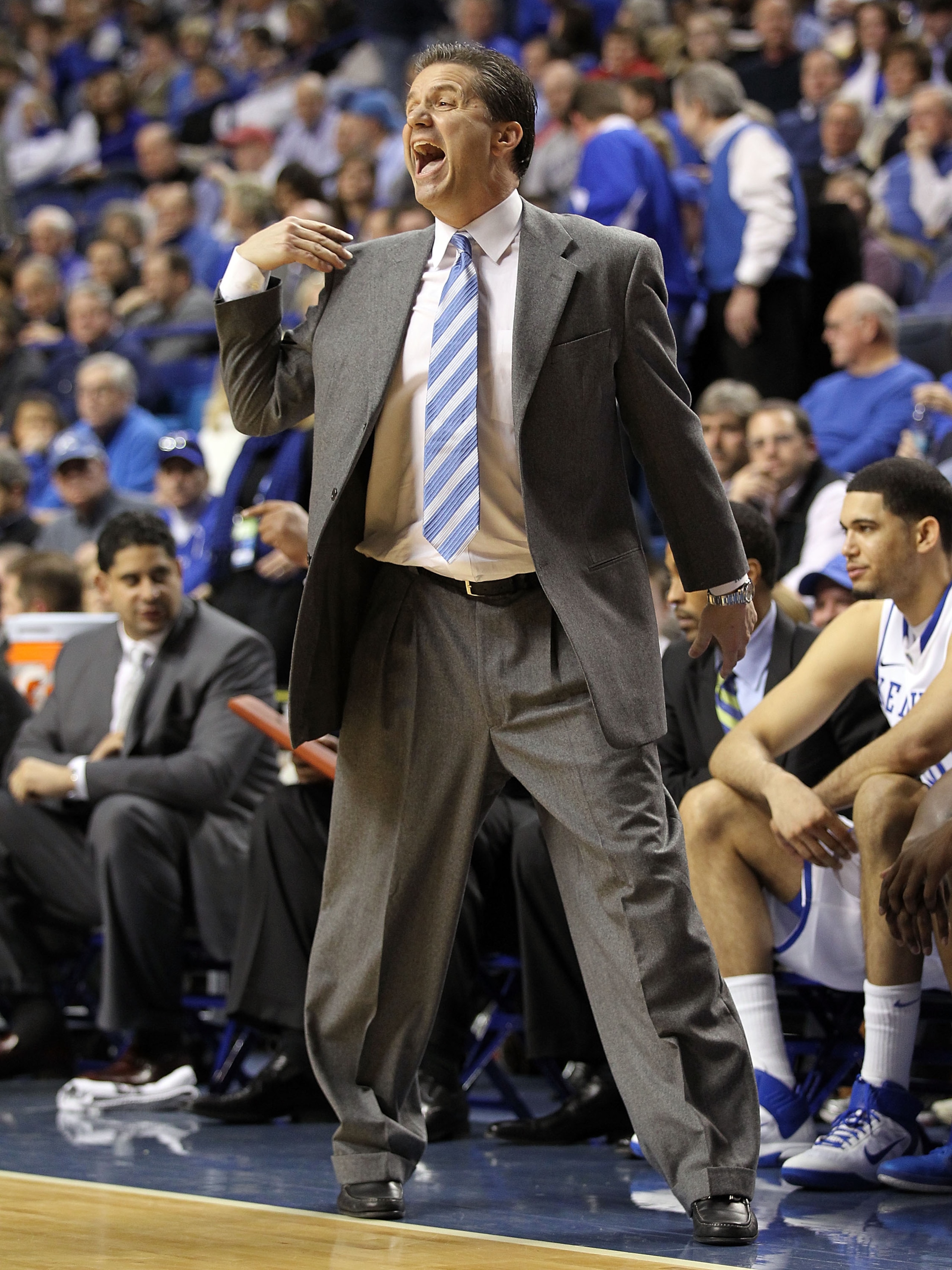 LEXINGTON, KY - FEBRUARY 08:  John Calipari the Head Coach of the Kentucky Wildcats gives instructions to his team during the SEC game against the Tennessee Volunteers at Rupp Arena on February 8, 2011 in Lexington, Kentucky.  (Photo by Andy Lyons/Getty I