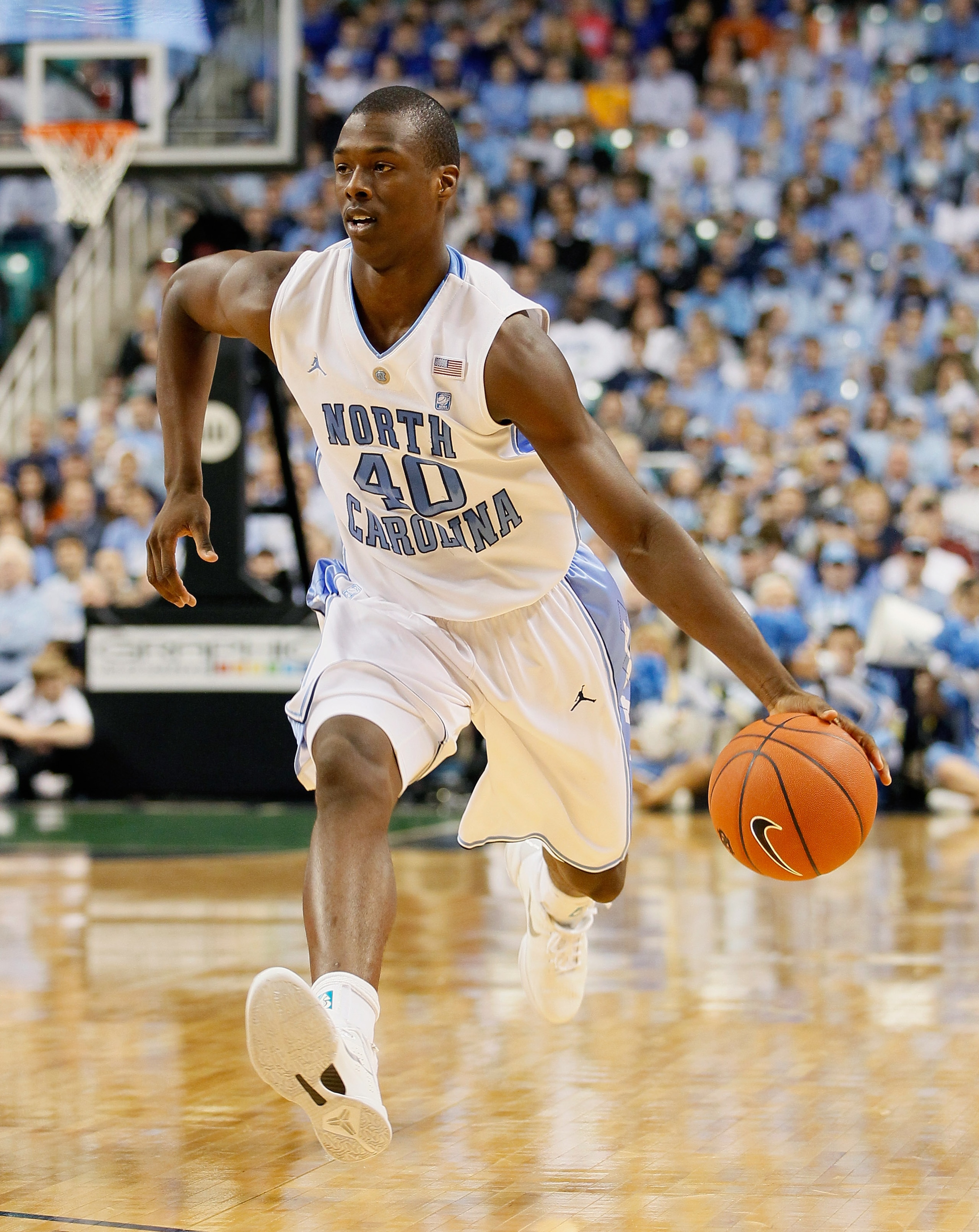 GREENSBORO, NC - DECEMBER 18: Harrison Barnes #40 of the North Carolina Tar Heels against the Texas Longhorns at Greensboro Coliseum on December 18, 2010 in Greensboro, North Carolina. (Photo by Kevin C. Cox/Getty Images) GREENSBORO, NC - DECEMBER 18: Harrison Barnes #40 of the North Carolina Tar Heels against the Texas Longhorns at Greensboro Coliseum on December 18, 2010 in Greensboro, North Carolina. (Photo by Kevin C. Cox/Getty Images)
