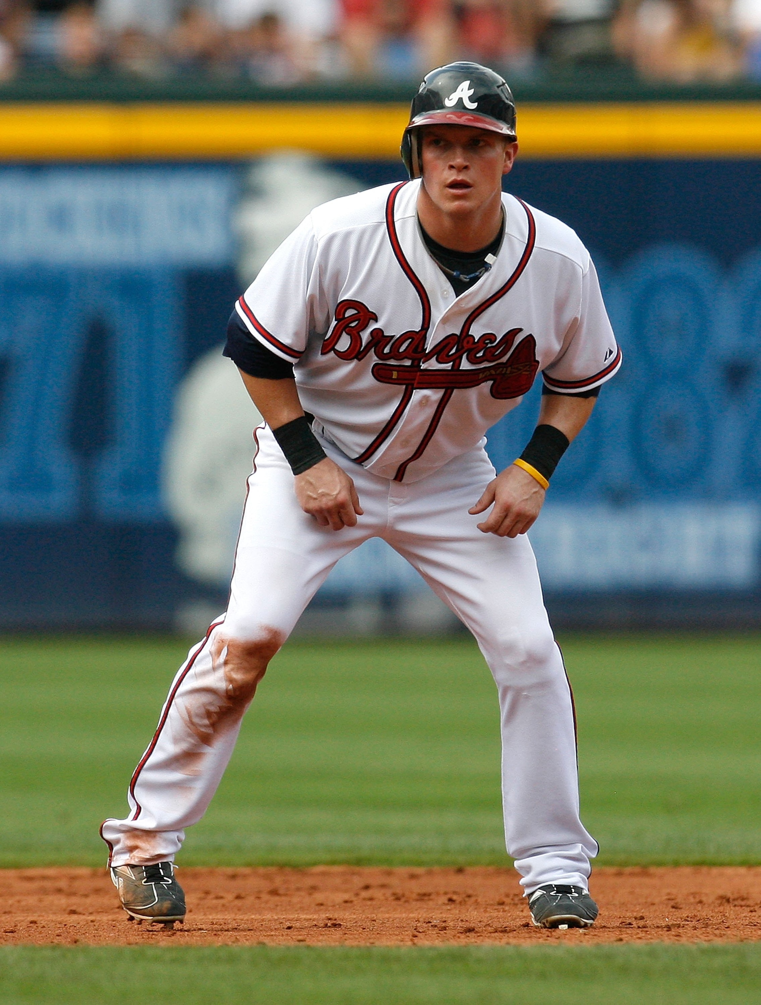 ATLANTA - AUGUST 01:  Nate McLouth #13 of the Atlanta Braves against the Los Angeles Dodgers on August 1, 2009 at Turner Field in Atlanta, Georgia.  (Photo by Kevin C. Cox/Getty Images)