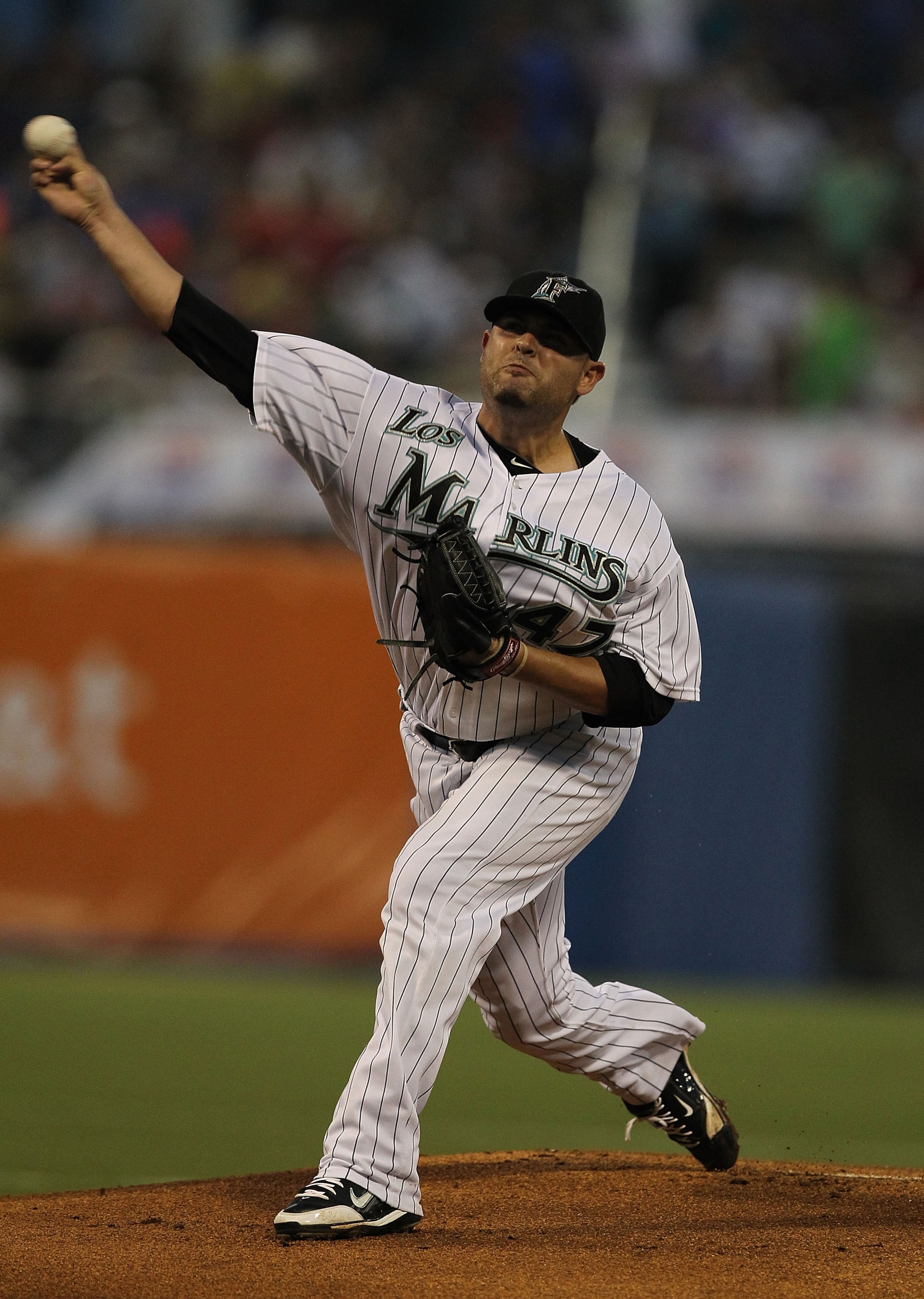 SAN JUAN, PUERTO RICO - JUNE 28:  Ricky Nolasco #47 of the Florida Marlins pitches against The New York Mets during their game at Hiram Bithorn Stadium on June 28, 2010 in San Juan, Puerto Rico.  (Photo by Al Bello/Getty Images)