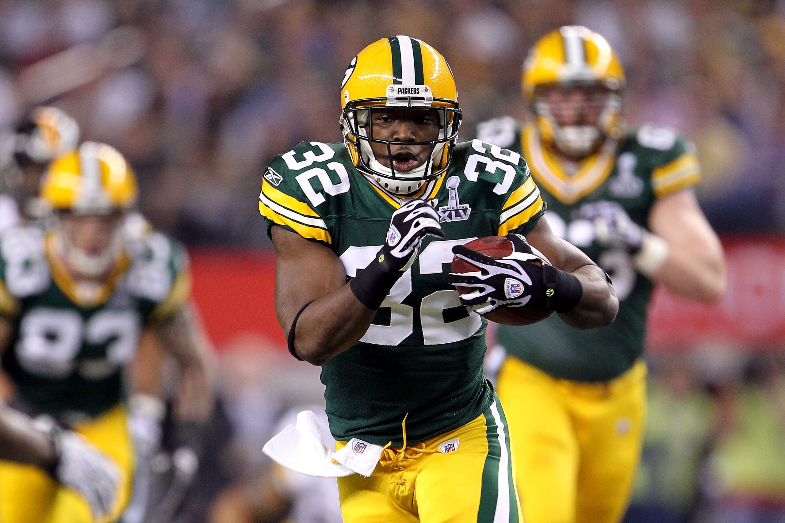ARLINGTON, TX - FEBRUARY 06:  Brandon Jackson #32 of the Green Bay Packers runs the ball against the Pittsburgh Steelers during Super Bowl XLV at Cowboys Stadium on February 6, 2011 in Arlington, Texas. The Packers won 31-25. (Photo by Jamie Squire/Getty