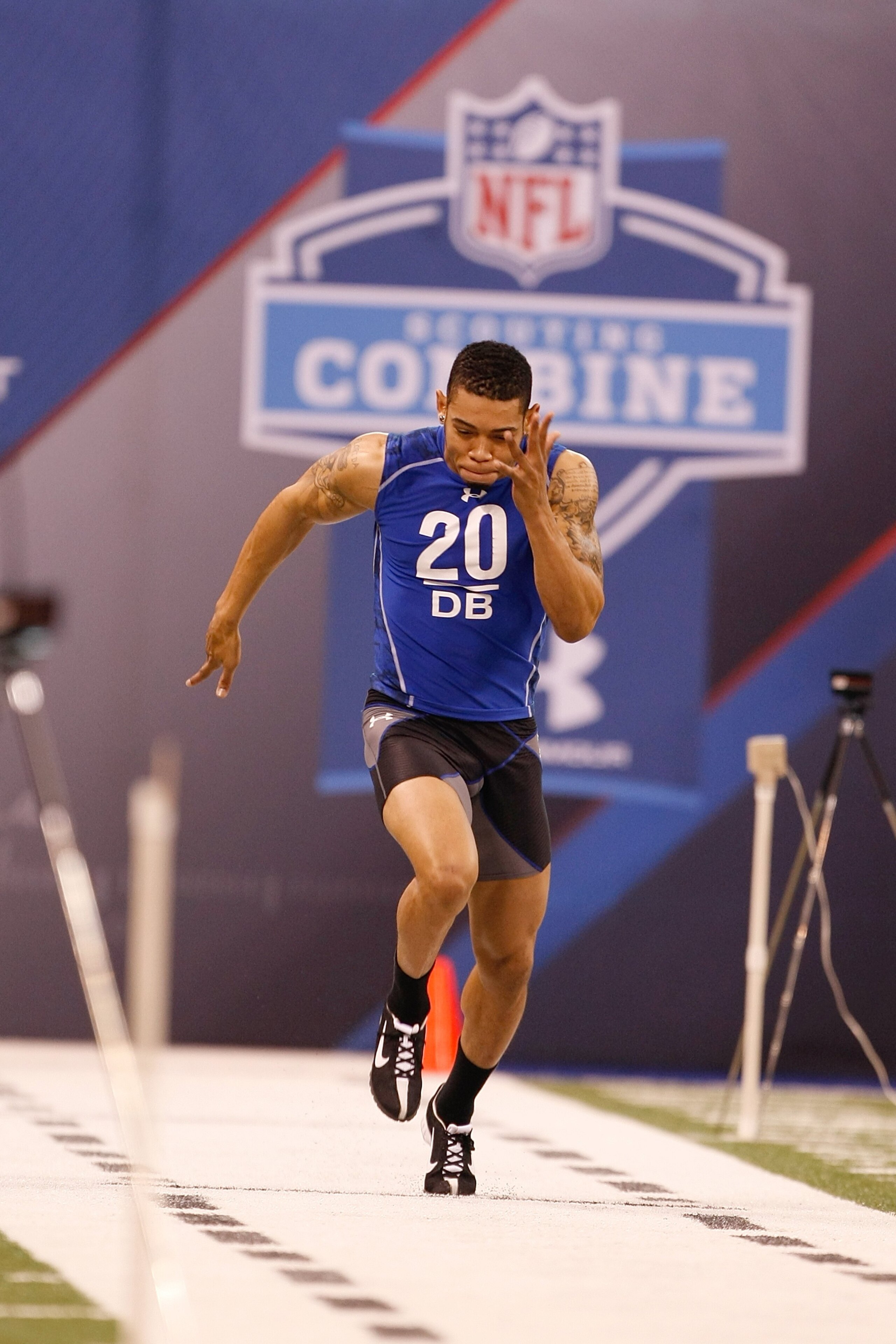INDIANAPOLIS, IN - MARCH 2: Defensive back Joe Haden of Florida runs the 40 yard dash during the NFL Scouting Combine presented by Under Armour at Lucas Oil Stadium on March 2, 2010 in Indianapolis, Indiana. (Photo by Scott Boehm/Getty Images)