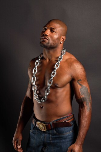 I bet he would use that chain for good use if he was in WWE