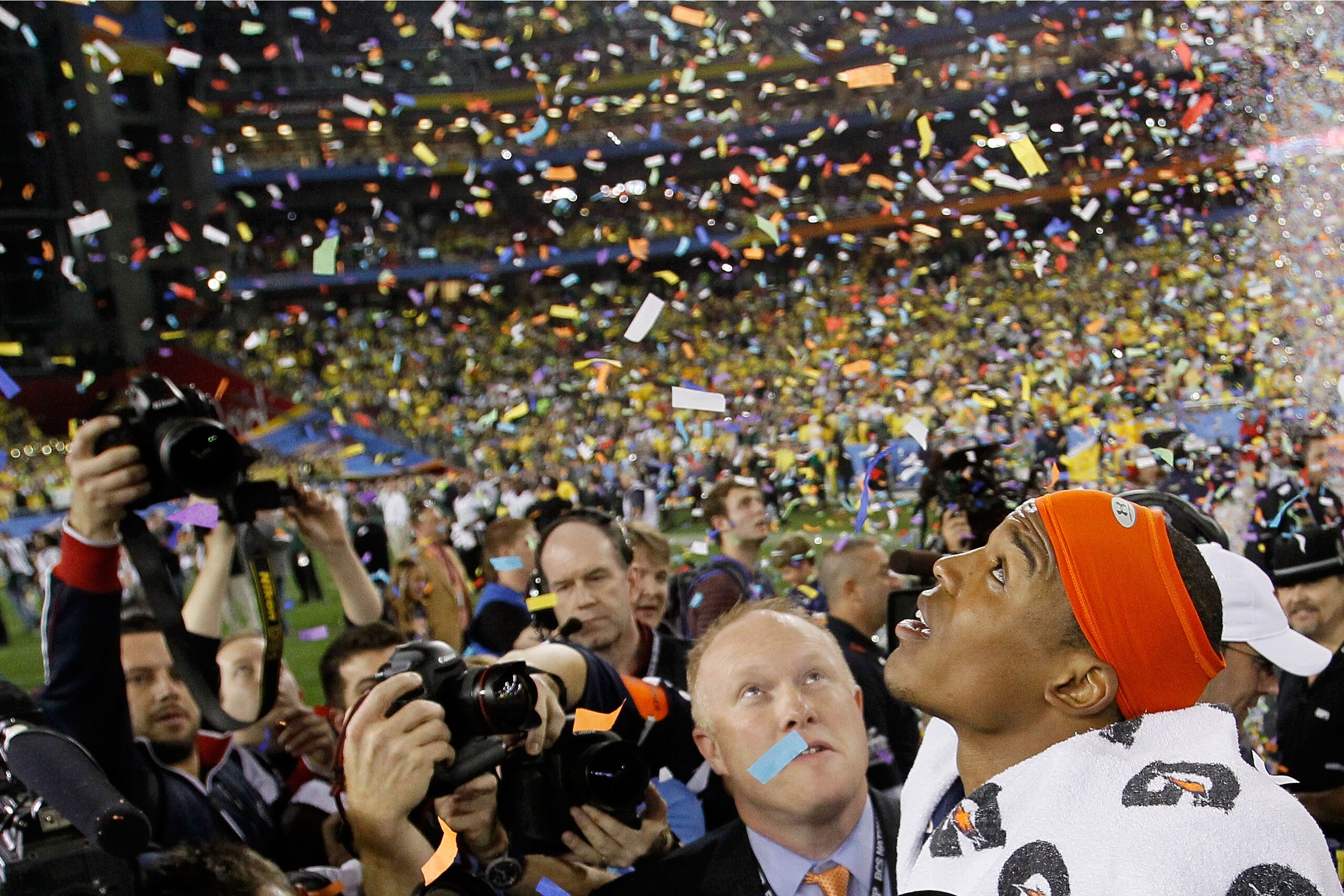 GLENDALE, AZ - JANUARY 10:  Quarterback Cameron Newton #2 of the Auburn Tigers celebrates their 22-19 victory after defeating the Oregon Ducks in the Tostitos BCS National Championship Game at University of Phoenix Stadium on January 10, 2011 in Glendale,