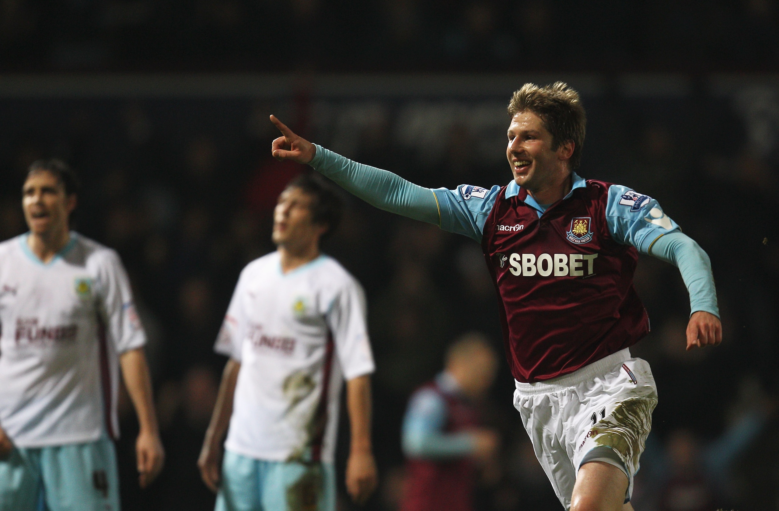 LONDON, ENGLAND - FEBRUARY 21:  Thomas Hitzlsperger of West Ham United celebrates the opening goal during the FA Cup sponsored by E.ON 5th Round match between West Ham United and Burnley at the Boleyn Ground on February 21, 2011 in London, England.  (Phot