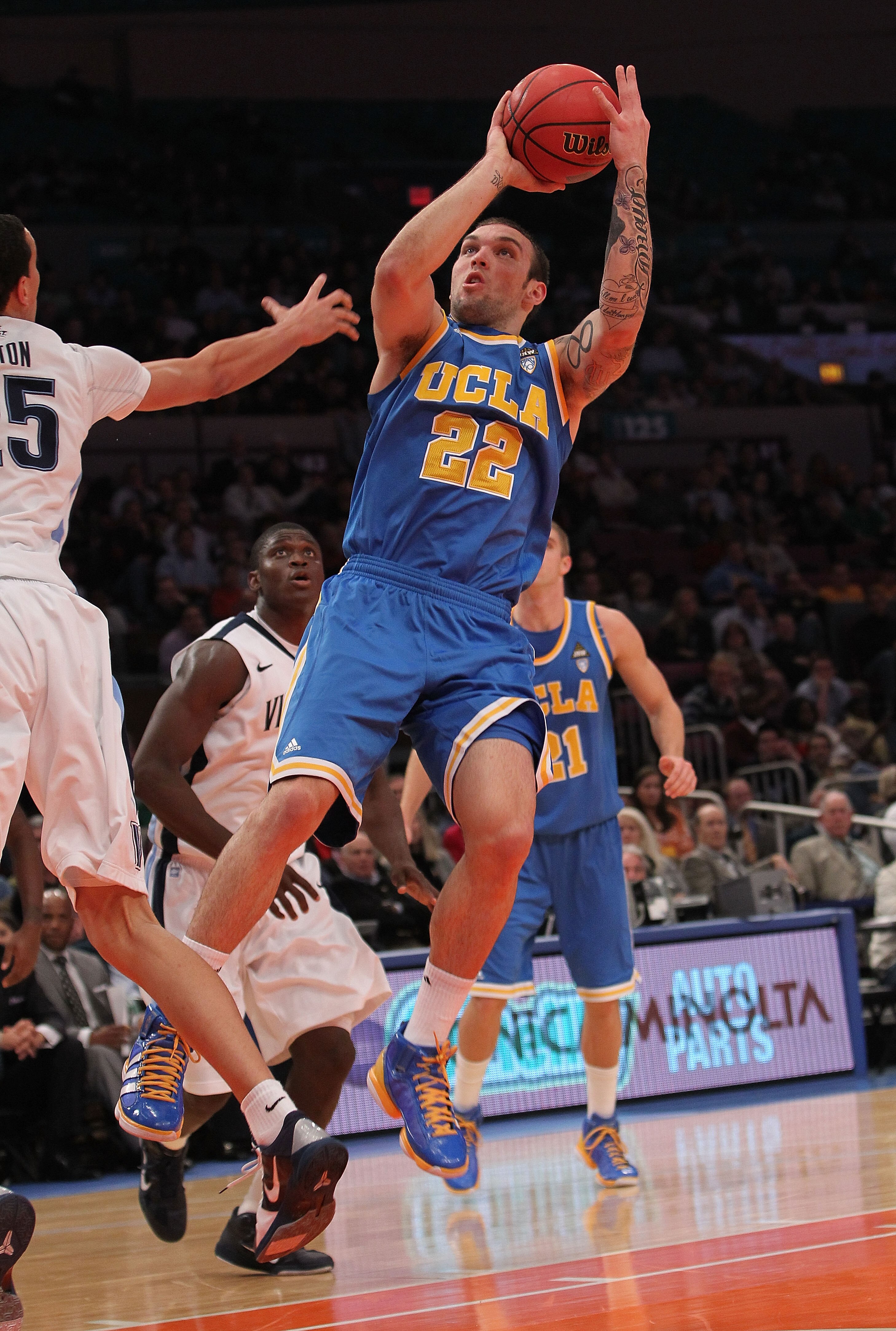 NEW YORK - NOVEMBER 24: Reeves Nelson #22 of the UCLA Bruins shoots the ball against the Villanova Wildcats during their preseason NIT semifinal at Madison Square Garden on November 24, 2010 in New York City.  (Photo by Nick Laham/Getty Images)