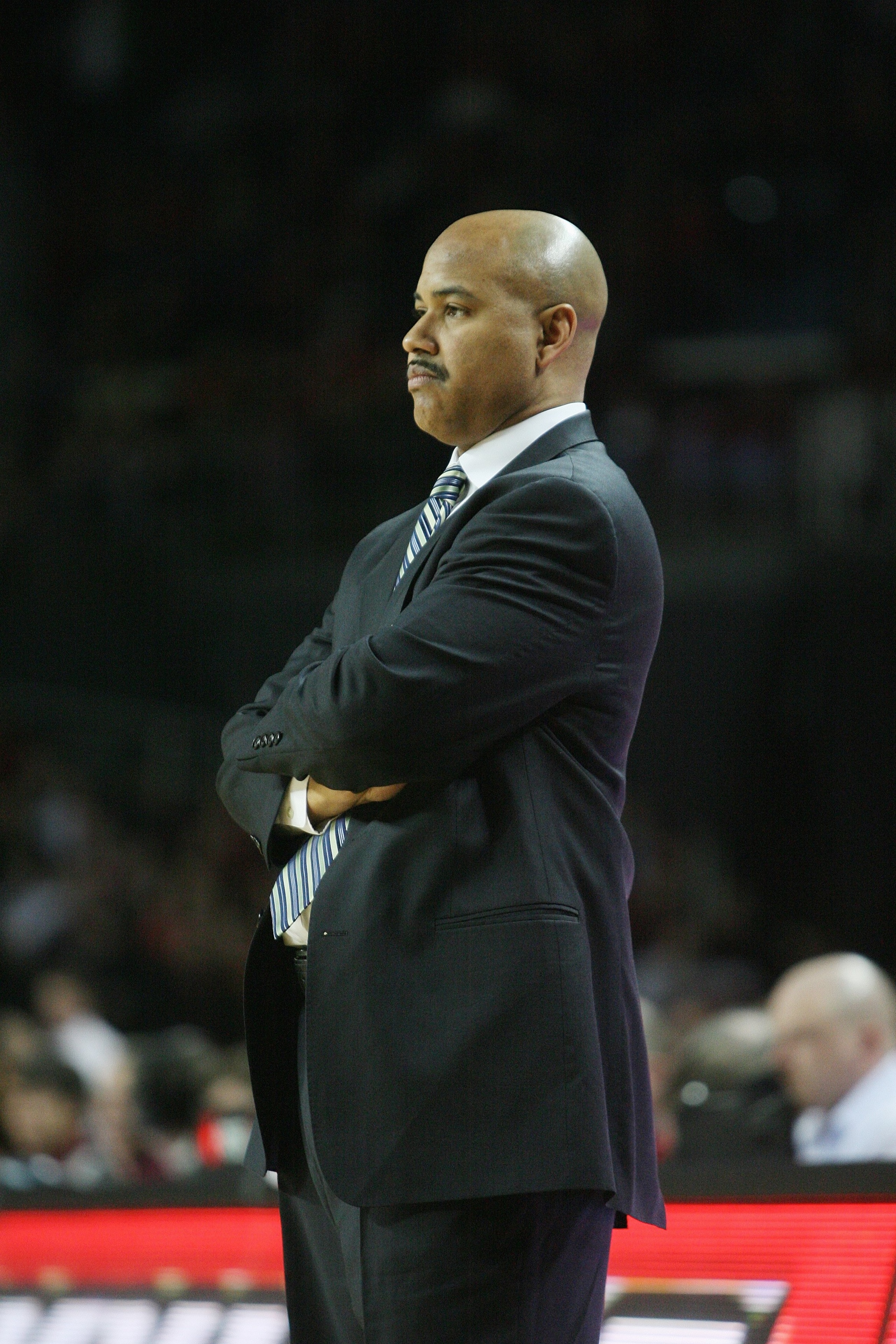 LOUISVILLE, KY - JANUARY 28:  Head coach   Stan Heath of the South Florida Bulls looks on against the Louisville Cardinals on January 28, 2009 at Freedom Hall in Louisville, Kentucky.  Louisville won 80-54.  (Photo by Andy Lyons/Getty Images)