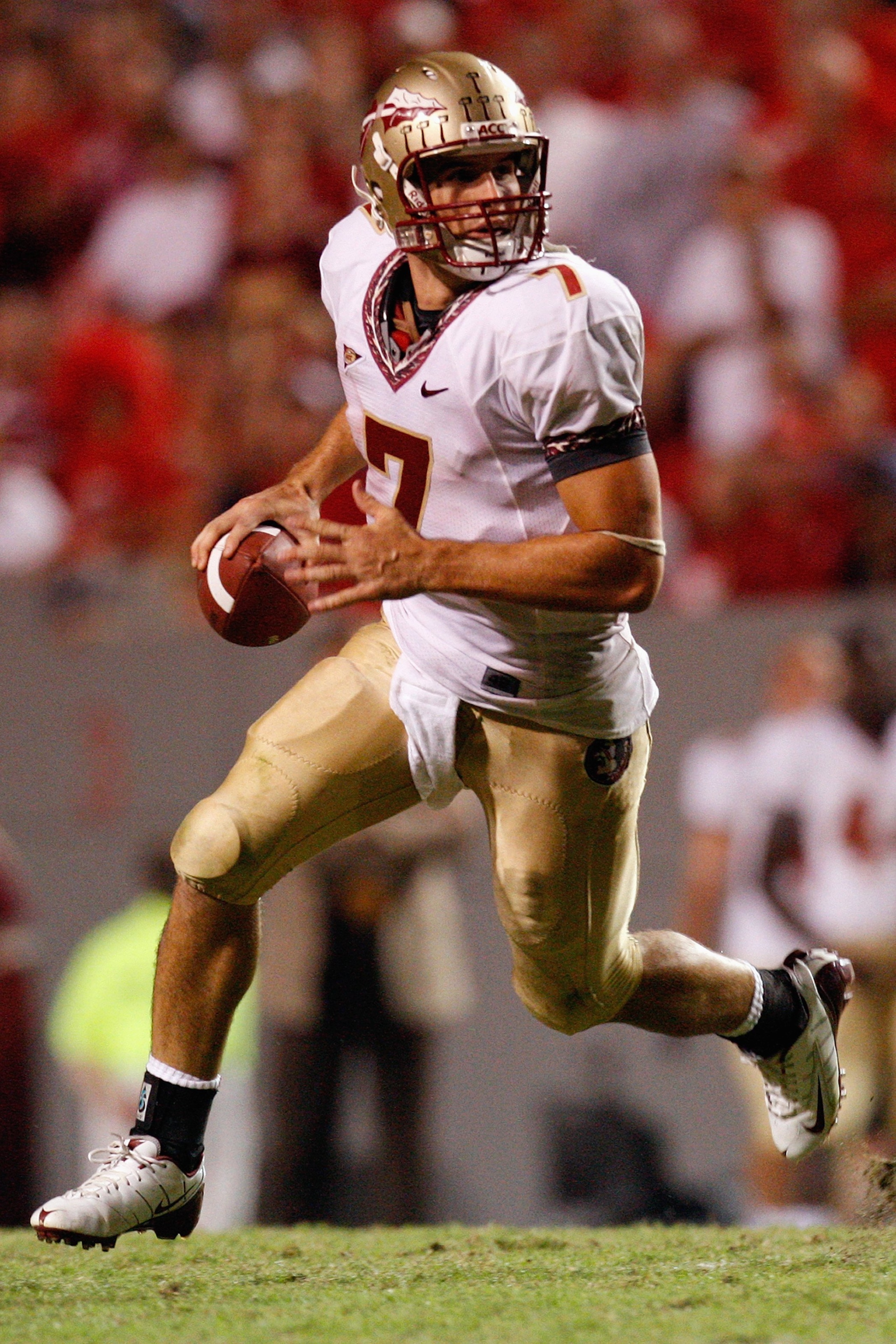 RALEIGH, NC - OCTOBER 16:  Christian Ponder #7 of the Florida State Seminoles runs with the ball during the game against the North Carolina State Wolfpack at Carter-Finley Stadium on October 16, 2008 in Raleigh, North Carolina.  (Photo by Kevin C. Cox/Get