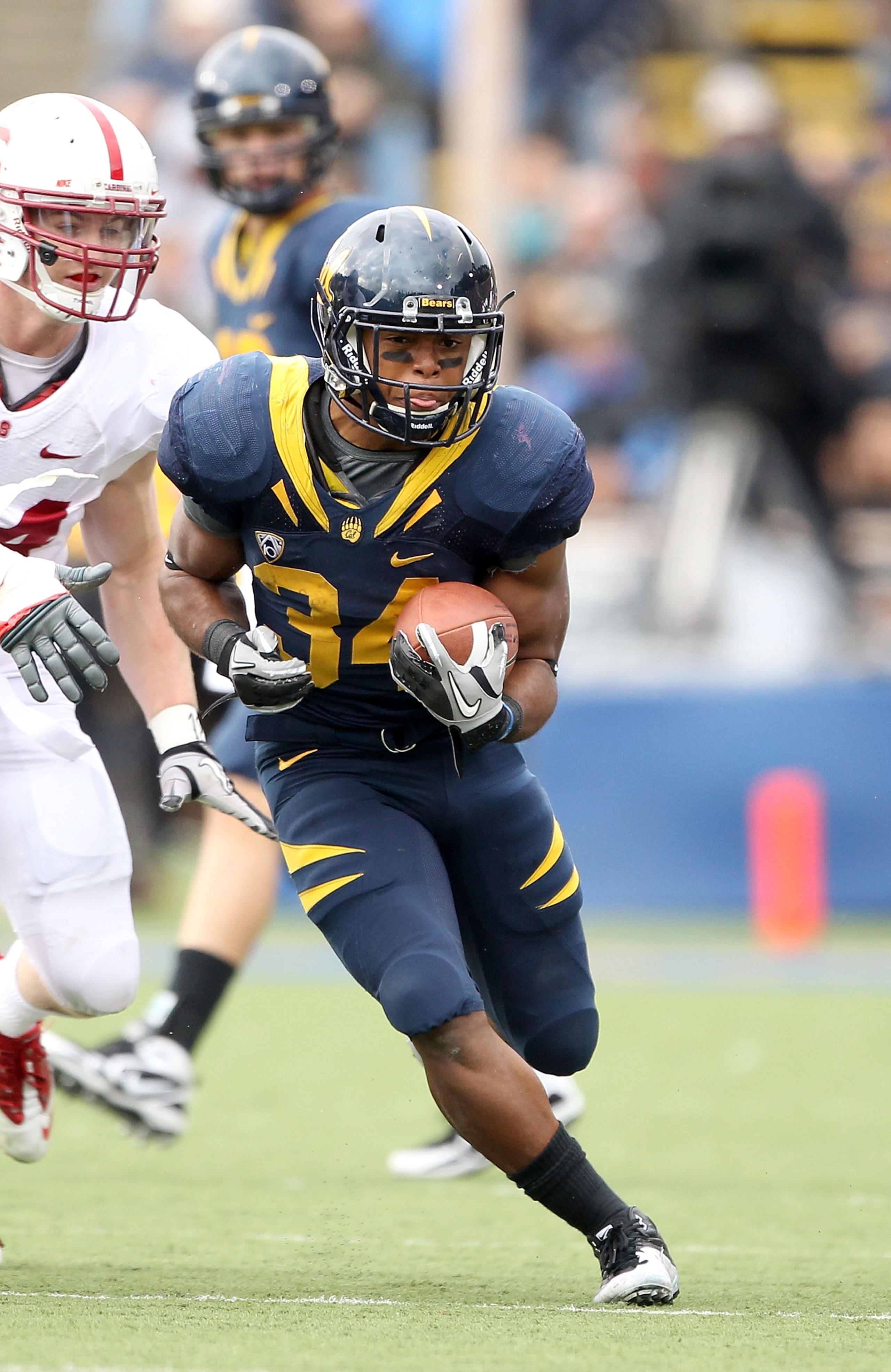 BERKELEY, CA - NOVEMBER 20:  Shane Vereen #34 of the California Golden Bears in action against the Stanford Cardinal at California Memorial Stadium on November 20, 2010 in Berkeley, California.  (Photo by Ezra Shaw/Getty Images)