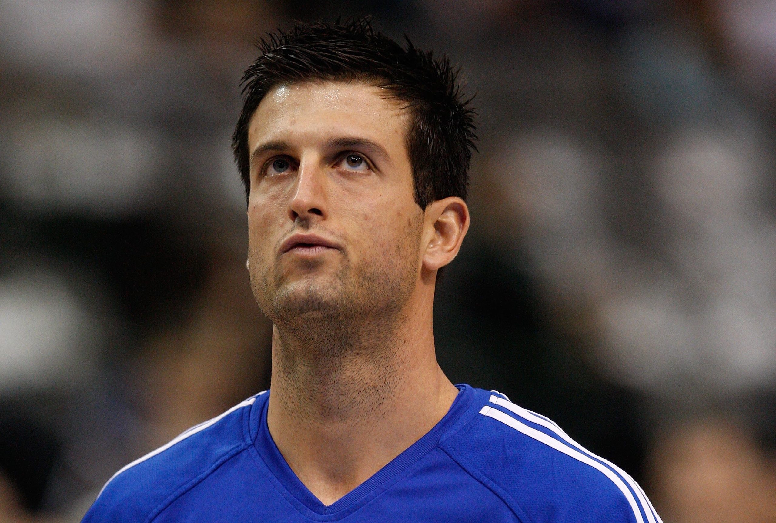 DALLAS - NOVEMBER 30: Forward Jason Kapono #72 of the Philadelphia 76ers on November 30, 2009 at American Airlines Center in Dallas, Texas. NOTE TO USER: User expressly acknowledges and agrees that, by downloading and/or using this Photograph, user is c DALLAS - NOVEMBER 30: Forward Jason Kapono #72 of the Philadelphia 76ers on November 30, 2009 at American Airlines Center in Dallas, Texas. NOTE TO USER: User expressly acknowledges and agrees that, by downloading and/or using this Photograph, user is c