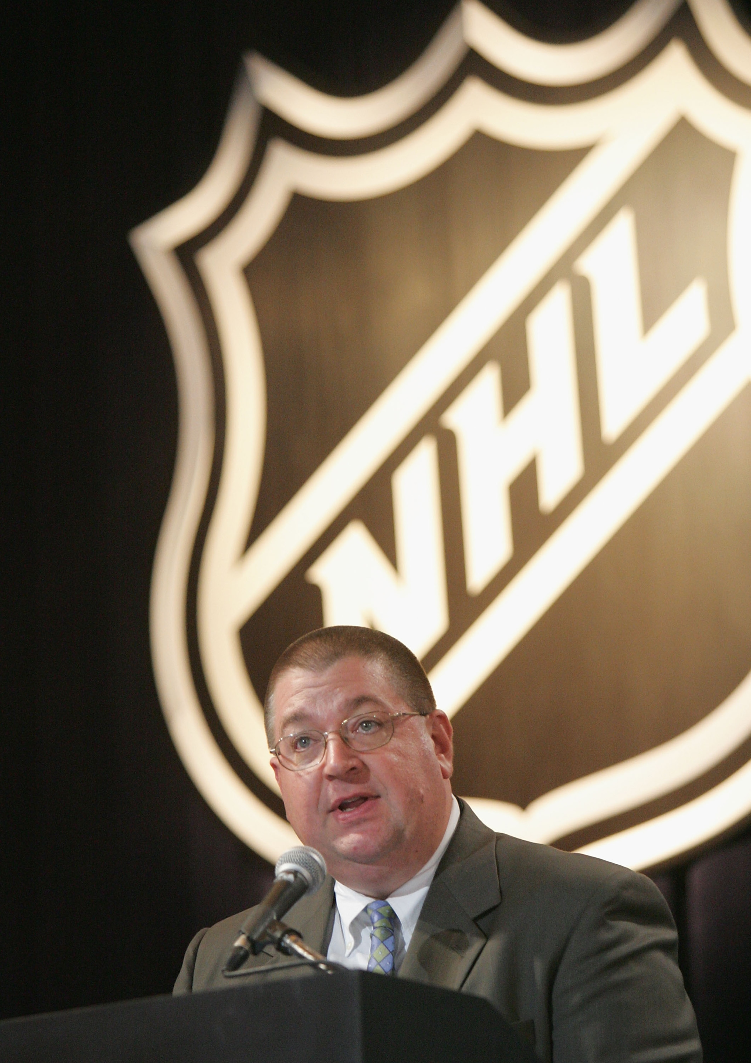 OTTAWA, ONT - JULY 30:  Executive Vice President and General Manager Jay Feaster of the Tampa Bay Lightning speaks during the 2005 National Hockey League Draft on July 30, 2005 at the Westin Hotel in Ottawa, Canada.  (Photo By Bruce Bennett/Getty Images)