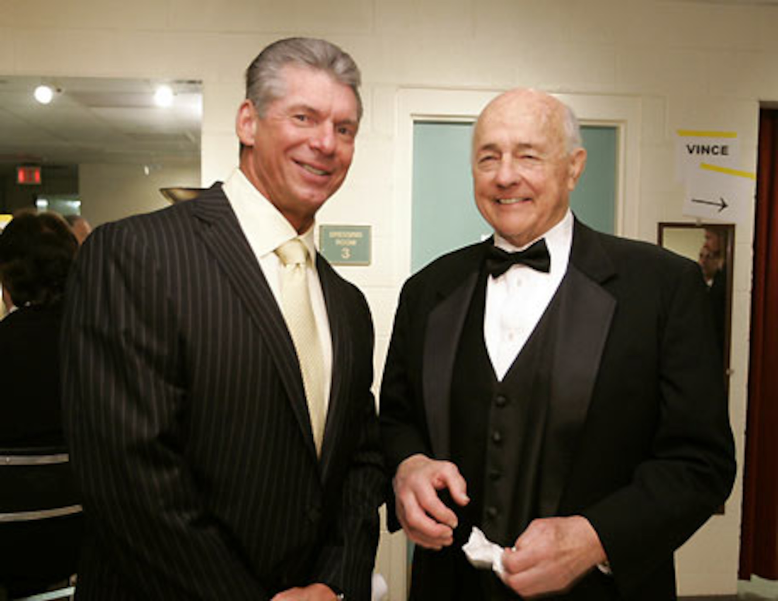 No that is Vince on the left and Gagne on the right