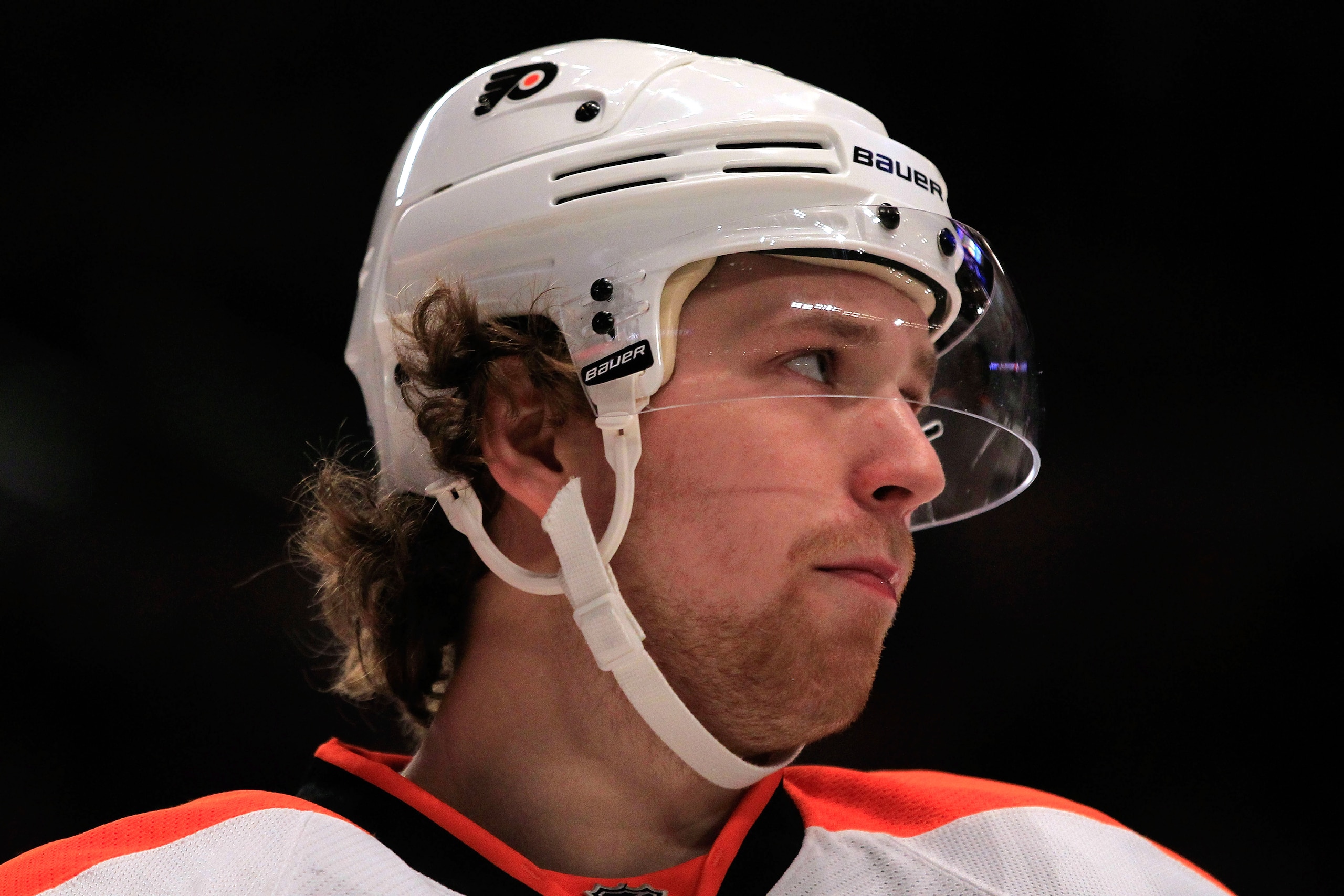 NEW YORK, NY - FEBRUARY 20:  Claude Giroux #28 of the Philadelphia Flyers skates against the New York Rangers at Madison Square Garden on February 20, 2011 in New York City. The Flyers defeated the Flyers 4-2.  (Photo by Chris Trotman/Getty Images)