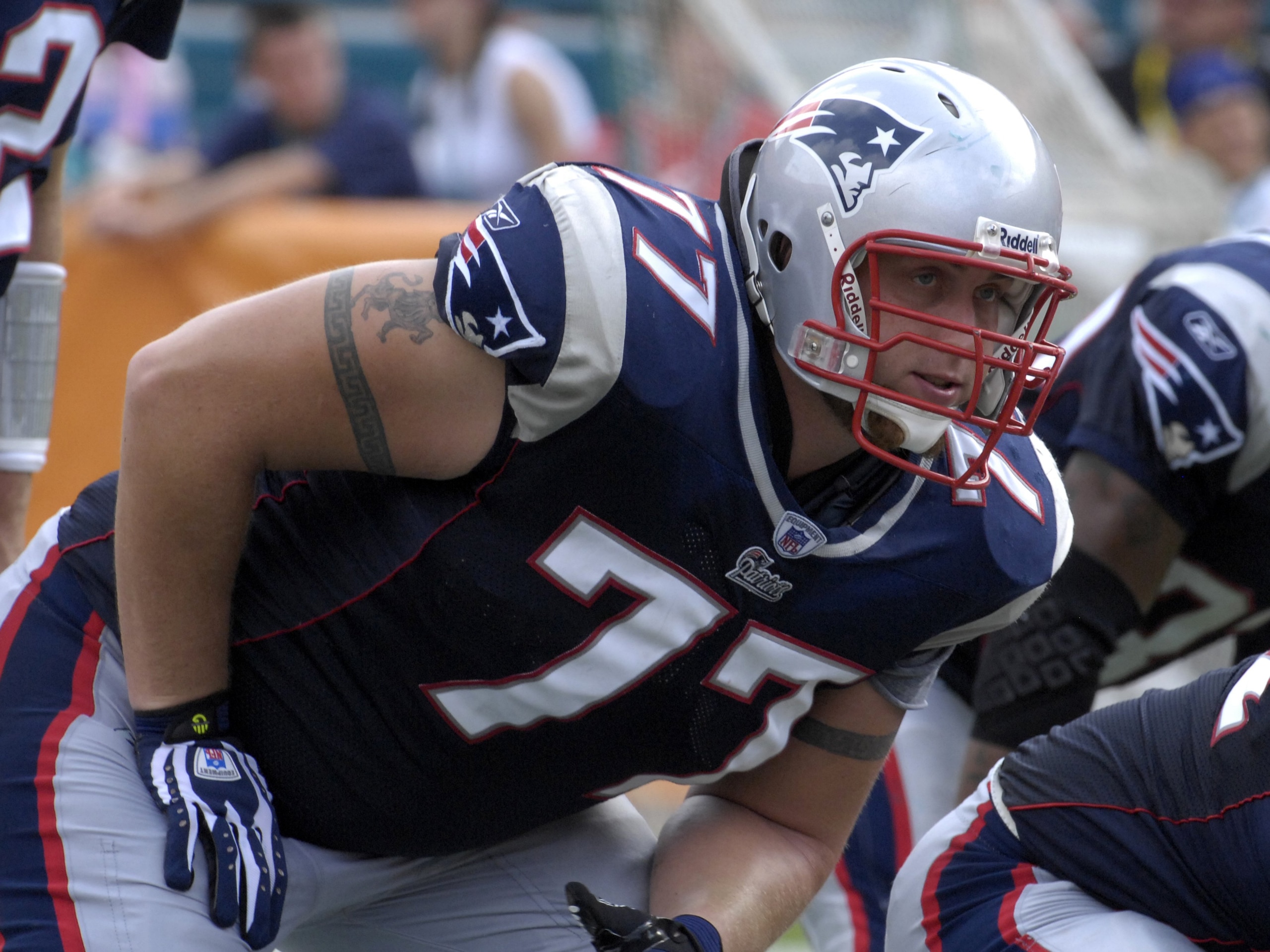 MIAMI, FL - OCTOBER 21: Tackle Nick Kaczur #77 of the New England Patriots sets to block against the Miami Dolphins at Dolphin Stadium on October 21, 2007 in Miami, Florida.  The Pats won 49 - 28. (Photo by Al Messerschmidt/Getty Images)