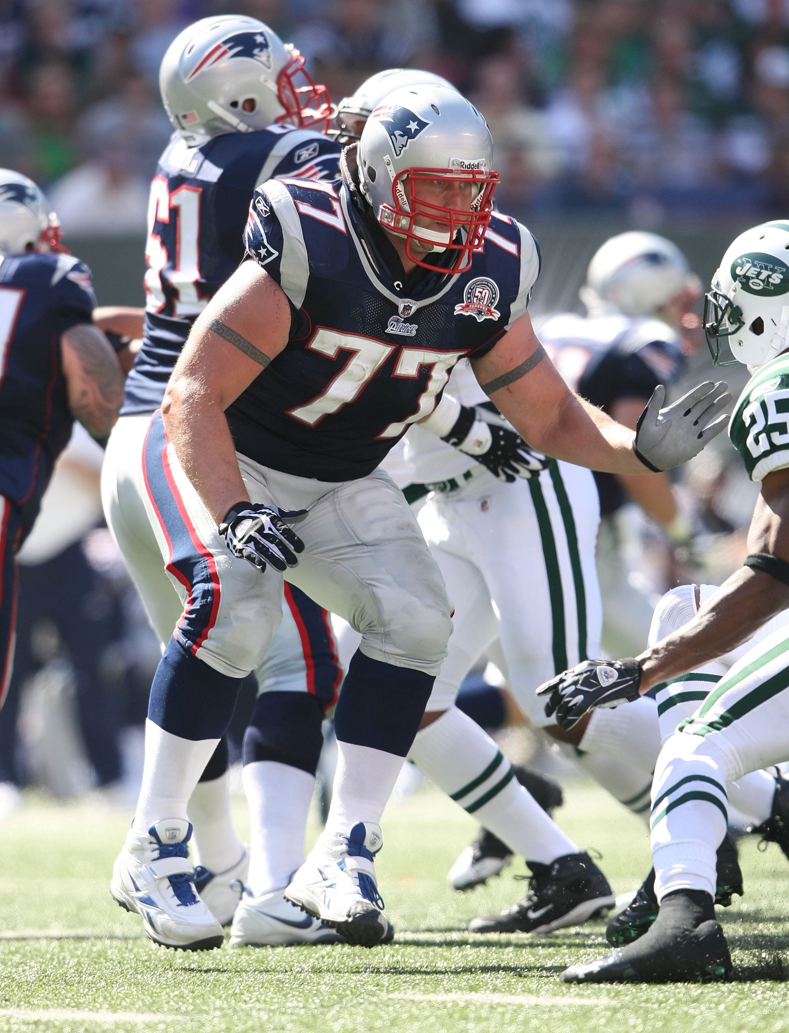 EAST RUTHERFORD, NJ - SEPTEMBER 20:  Nick Kaczur #77 of the New England Patriots against the New York Jets at Giants Stadium on September 20, 2009 in East Rutherford, New Jersey.  (Photo by Nick Laham/Getty Images)