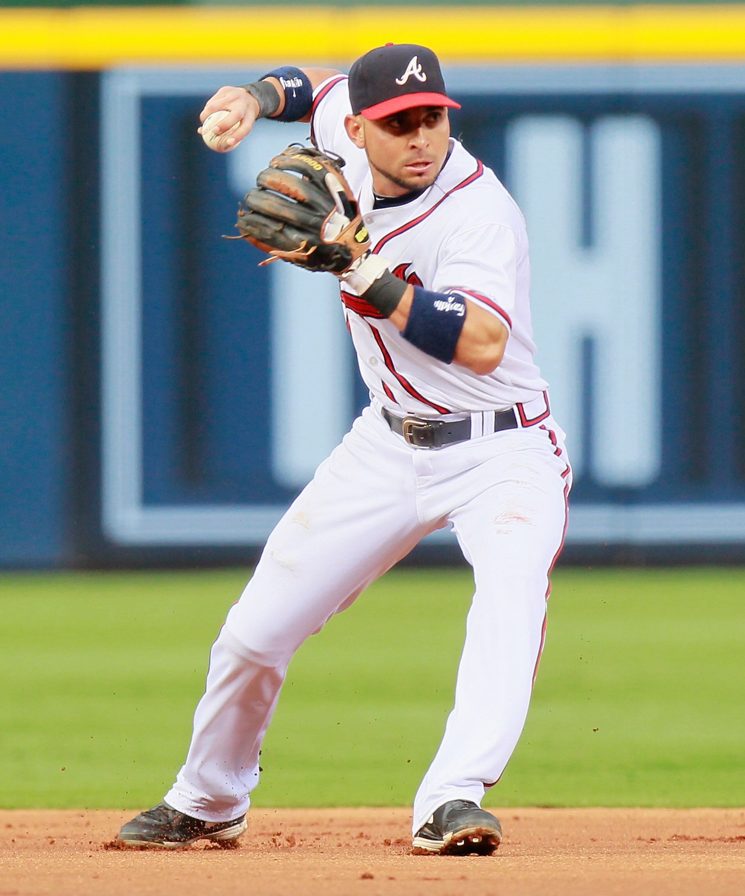 ATLANTA - SEPTEMBER 09:  Omar Infante #4 of the Atlanta Braves against the St. Louis Cardinals at Turner Field on September 9, 2010 in Atlanta, Georgia.  (Photo by Kevin C. Cox/Getty Images)