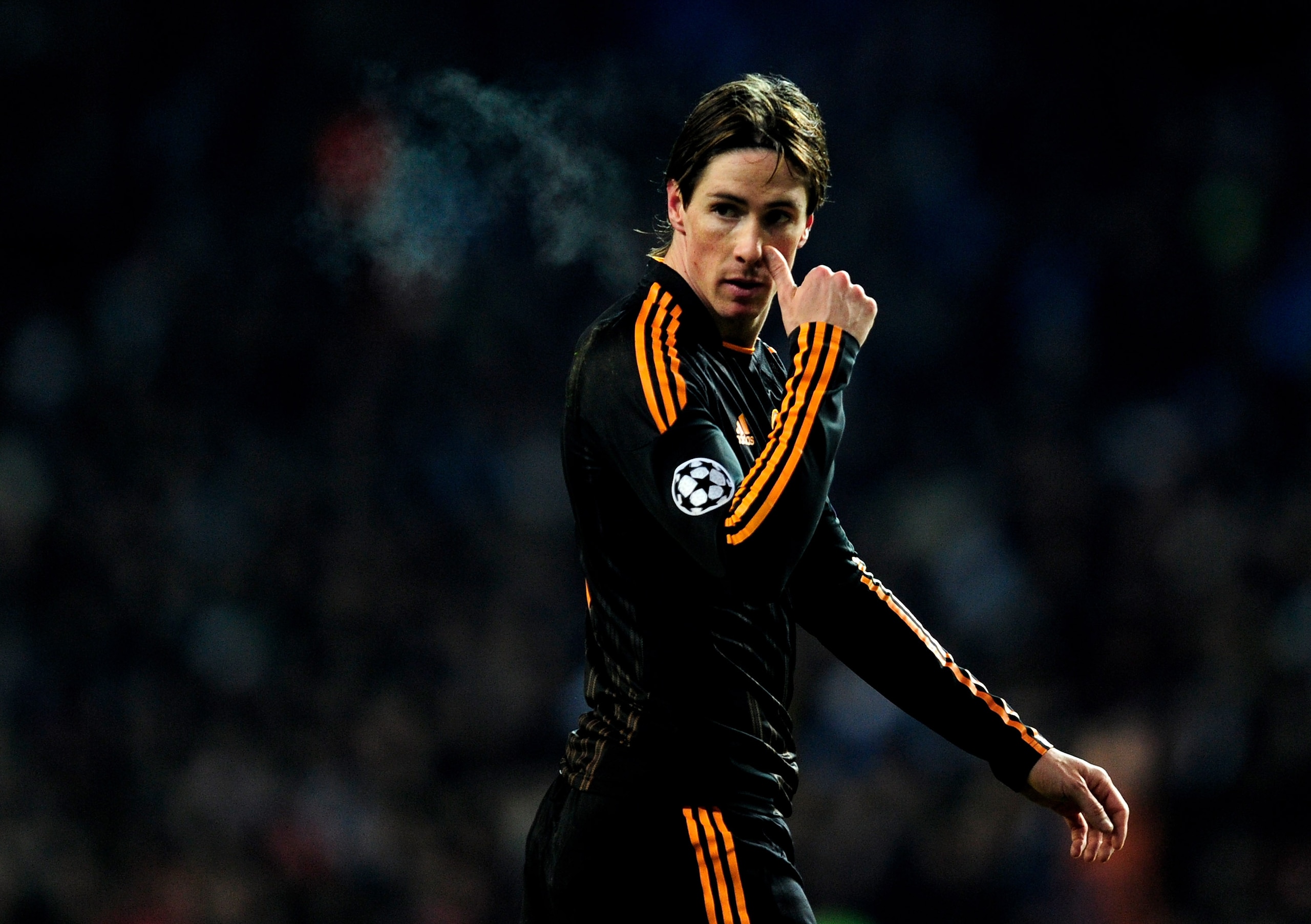 COPENHAGEN, DENMARK - FEBRUARY 22:  Fernando Torres of Chelsea reacts during  the UEFA Champions League round of 16 first leg match between FC Copenhagen and Chelsea at Parken Stadium on February 22, 2011 in Copenhagen, Denmark.  (Photo by Jamie McDonald/