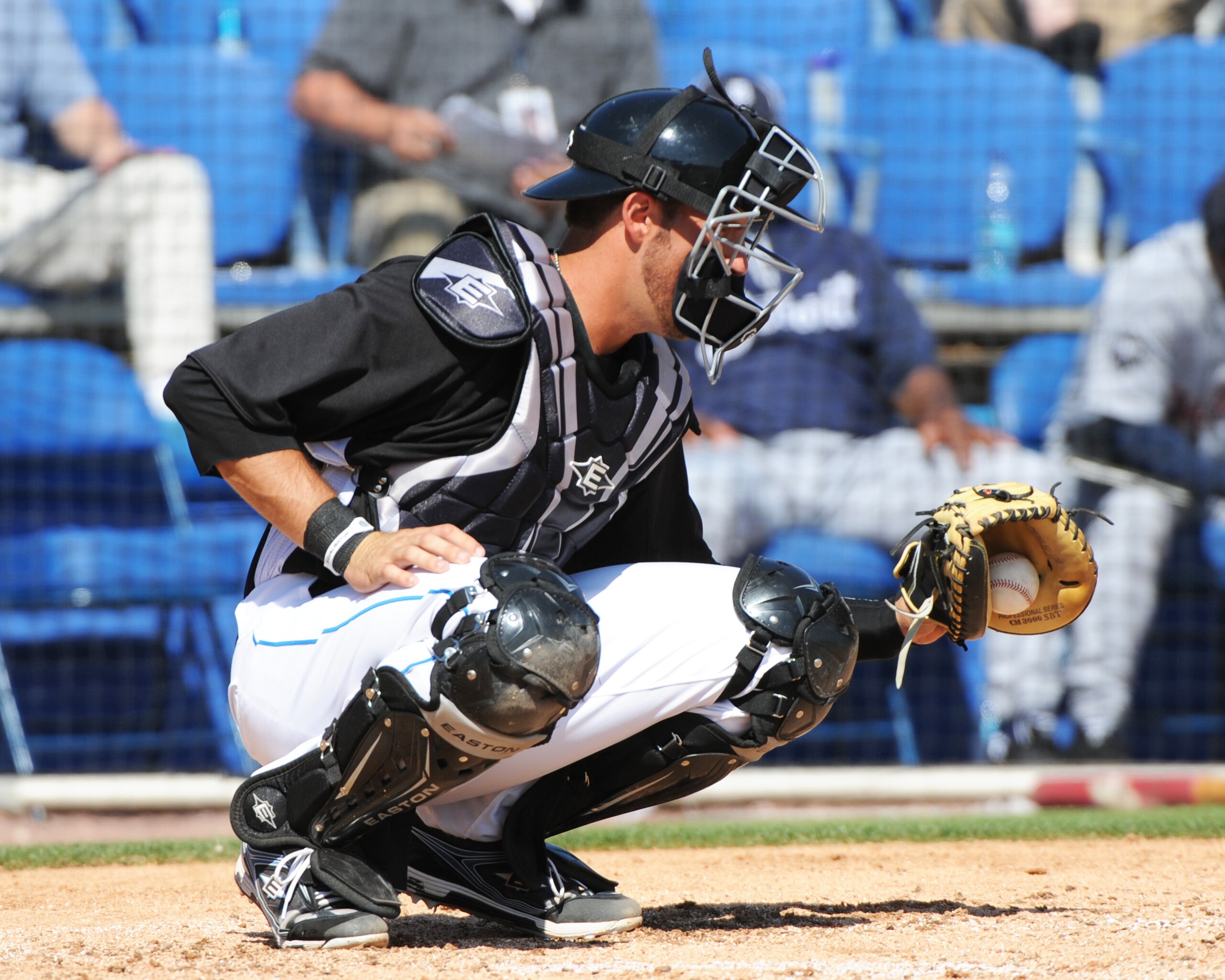 DUNEDIN, FL - FEBRUARY 26:  Catcher J. P. Arencibia #9 of the Toronto Blue Jays catches a pitch against the Detroit Tigers February 26, 2011 at Florida Auto Exchange Stadium in Dunedin, Florida.  (Photo by Al Messerschmidt/Getty Images)