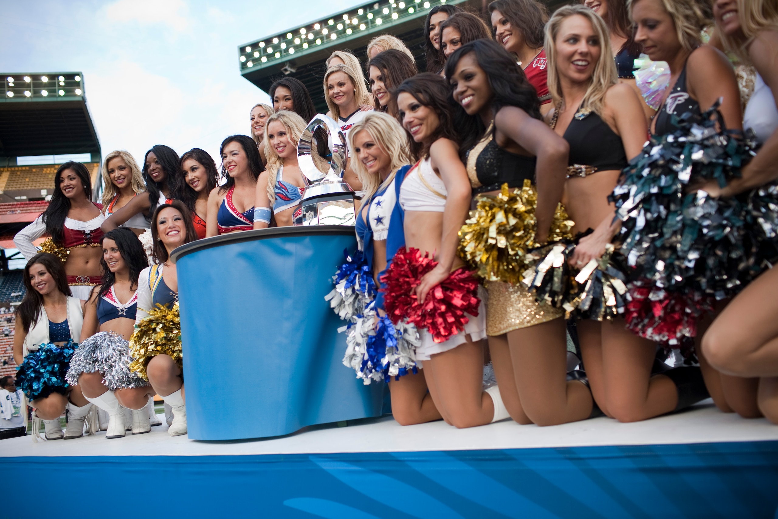 HONOLULU - JANUARY 30:  Cheerleaders pose during the 2011 NFL Pro Bowl at Aloha Stadium on January 30, 2011 in Honolulu, Hawaii.  (Photo by Kent Nishimura/Getty Images)