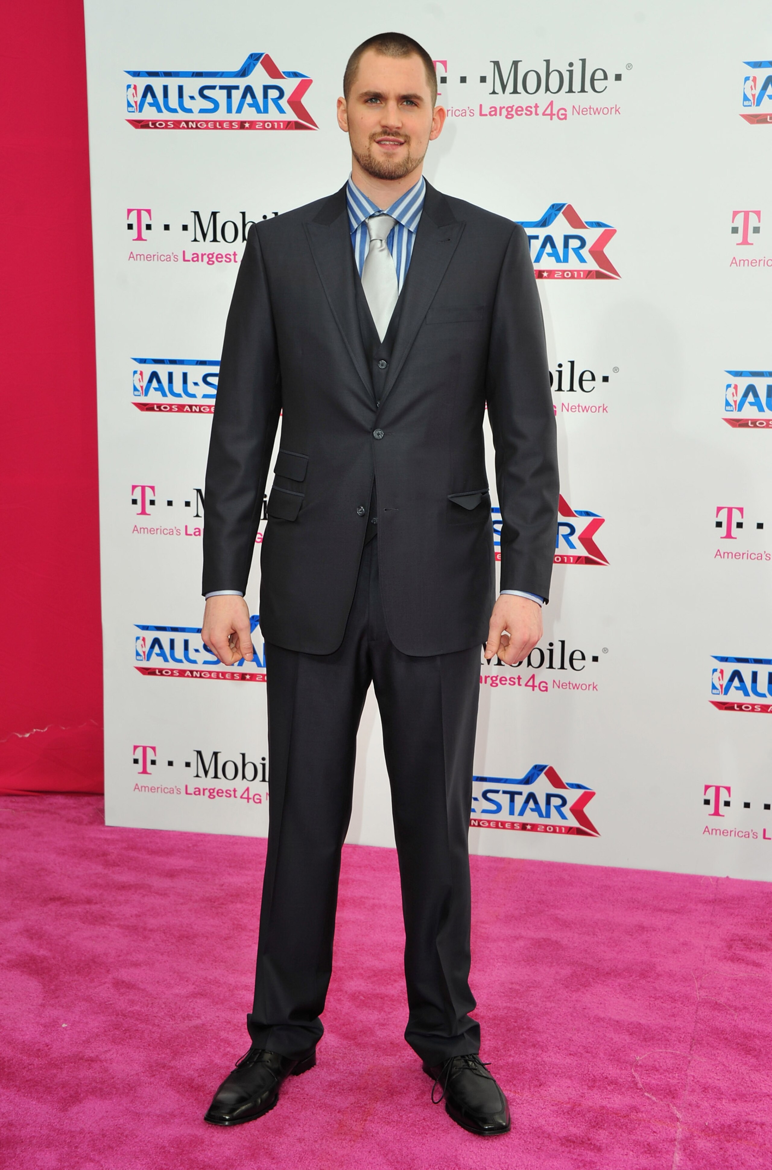 LOS ANGELES, CA - FEBRUARY 20:  NBA Kevin Love arrives to the T-Mobile Magenta Carpet at the 2011 NBA All-Star Game on February 20, 2011 in Los Angeles, California.  (Photo by Alberto E. Rodriguez/Getty Images)