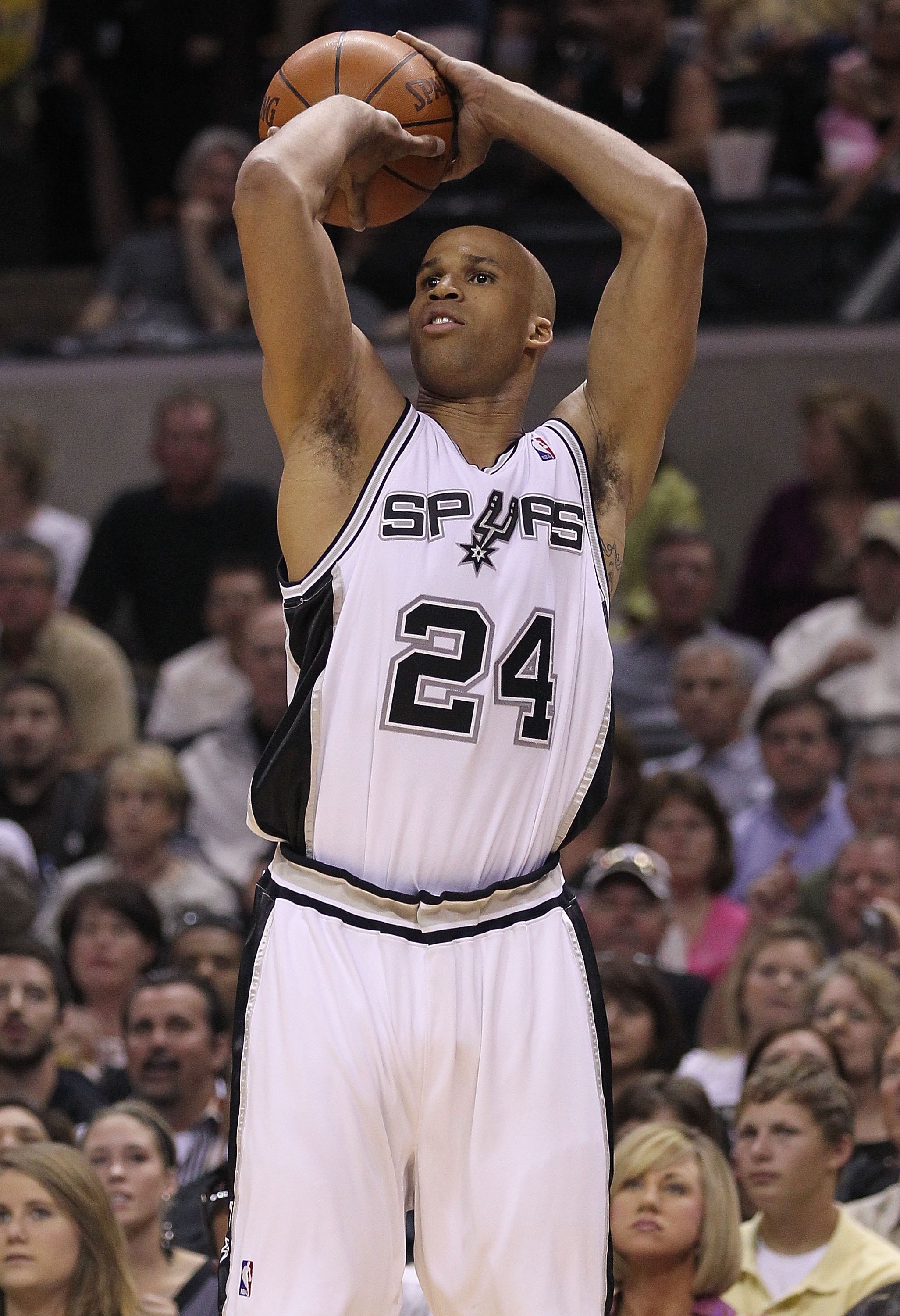 SAN ANTONIO - APRIL 25:  Richard Jefferson #24 of the San Antonio Spurs in Game Four of the Western Conference Quarterfinals during the 2010 NBA Playoffs at AT&T Center on April 25, 2010 in San Antonio, Texas. NOTE TO USER: User expressly acknowledges and
