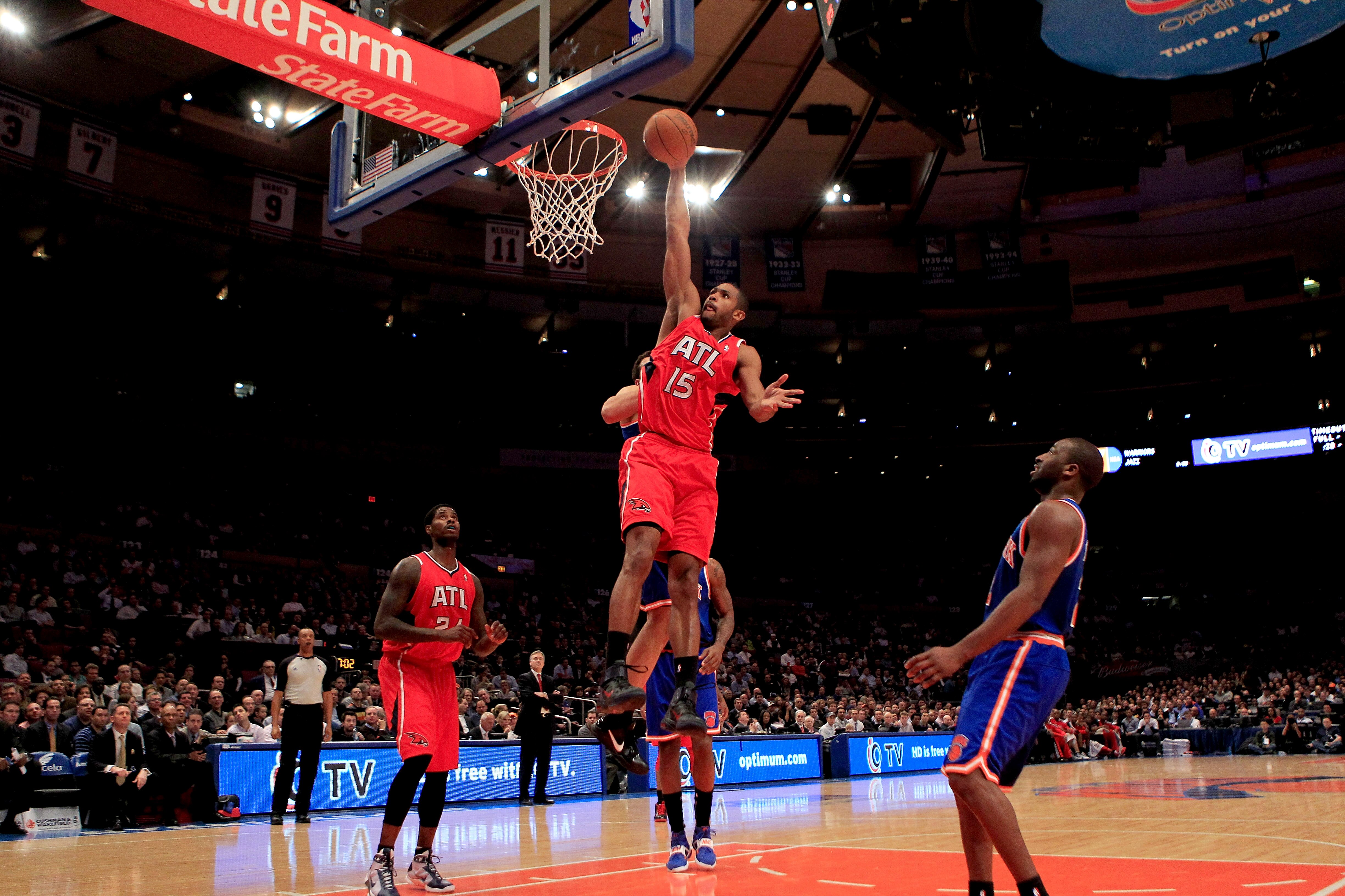 NEW YORK, NY - FEBRUARY 16:  Al Horford #15 of the Atlanta Hawks on the court against the New York Knicks at Madison Square Garden on February 16, 2011 in New York City. NOTE TO USER: User expressly acknowledges and agrees that, by downloading and/or usin