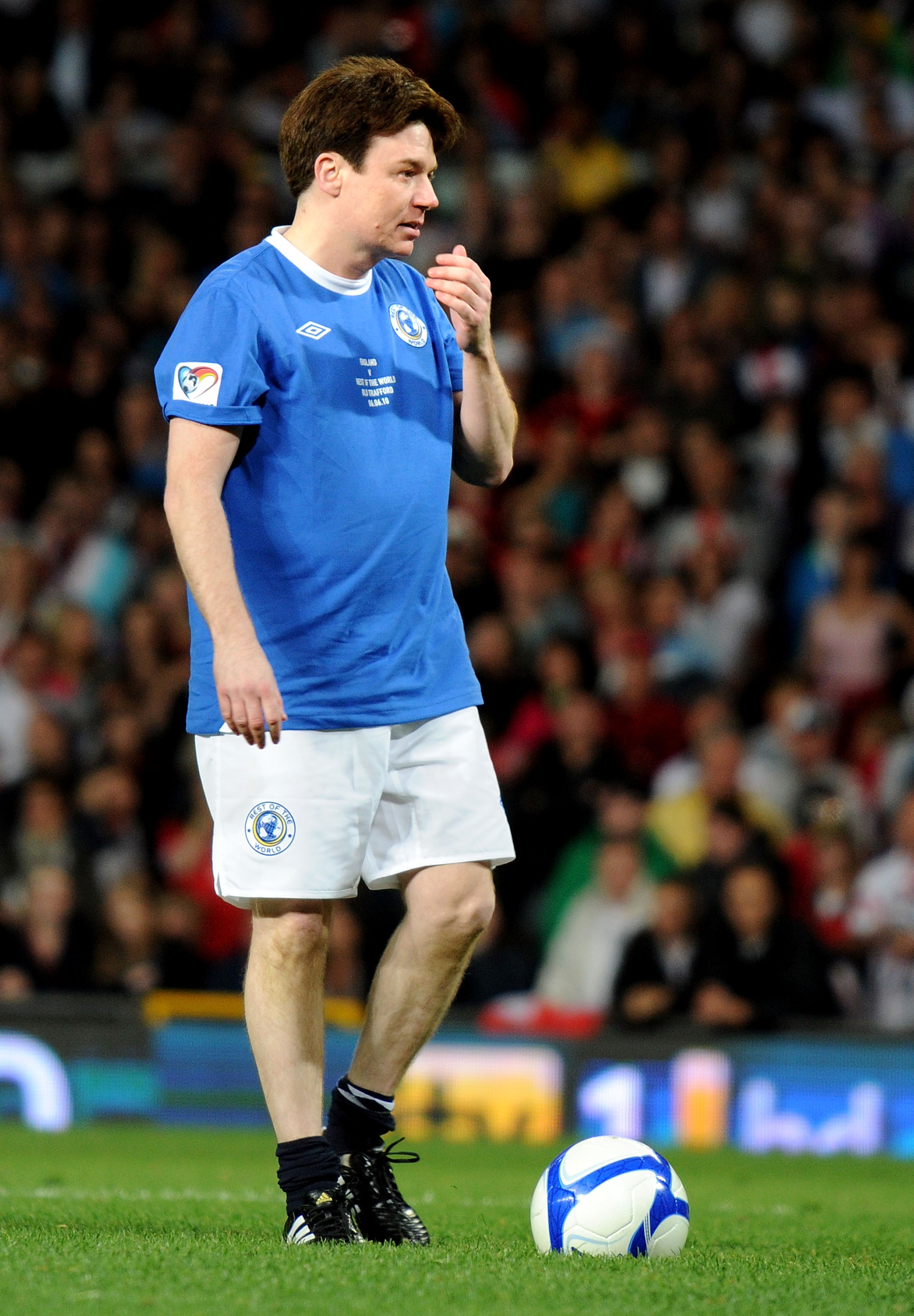 MANCHESTER, ENGLAND - JUNE 06:  Mike Myers participates in Soccer Aid in aid of UNICEF at Old Trafford on June 6, 2010 in Manchester, England.  (Photo by Shirlaine Forrest/Getty Images)
