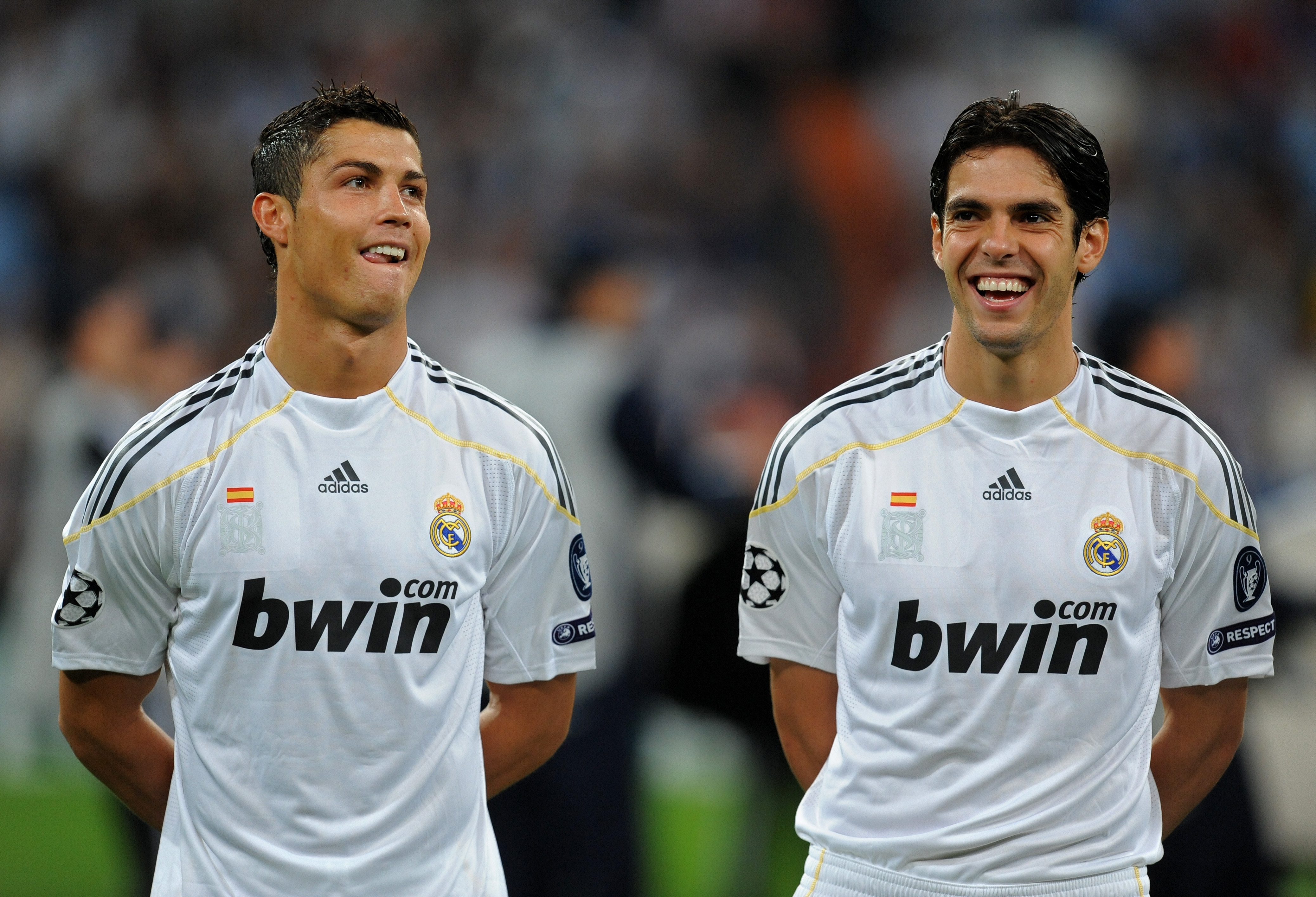 MADRID, SPAIN - SEPTEMBER 30:  Cristiano Ronaldo (L) and Kaka of Real Madrid share a light moment prior to the Champions League group C match between Real Madrid and Marseille at the Estadio Santiago Bernabeu on September 30, 2009 in Madrid, Spain. Real M