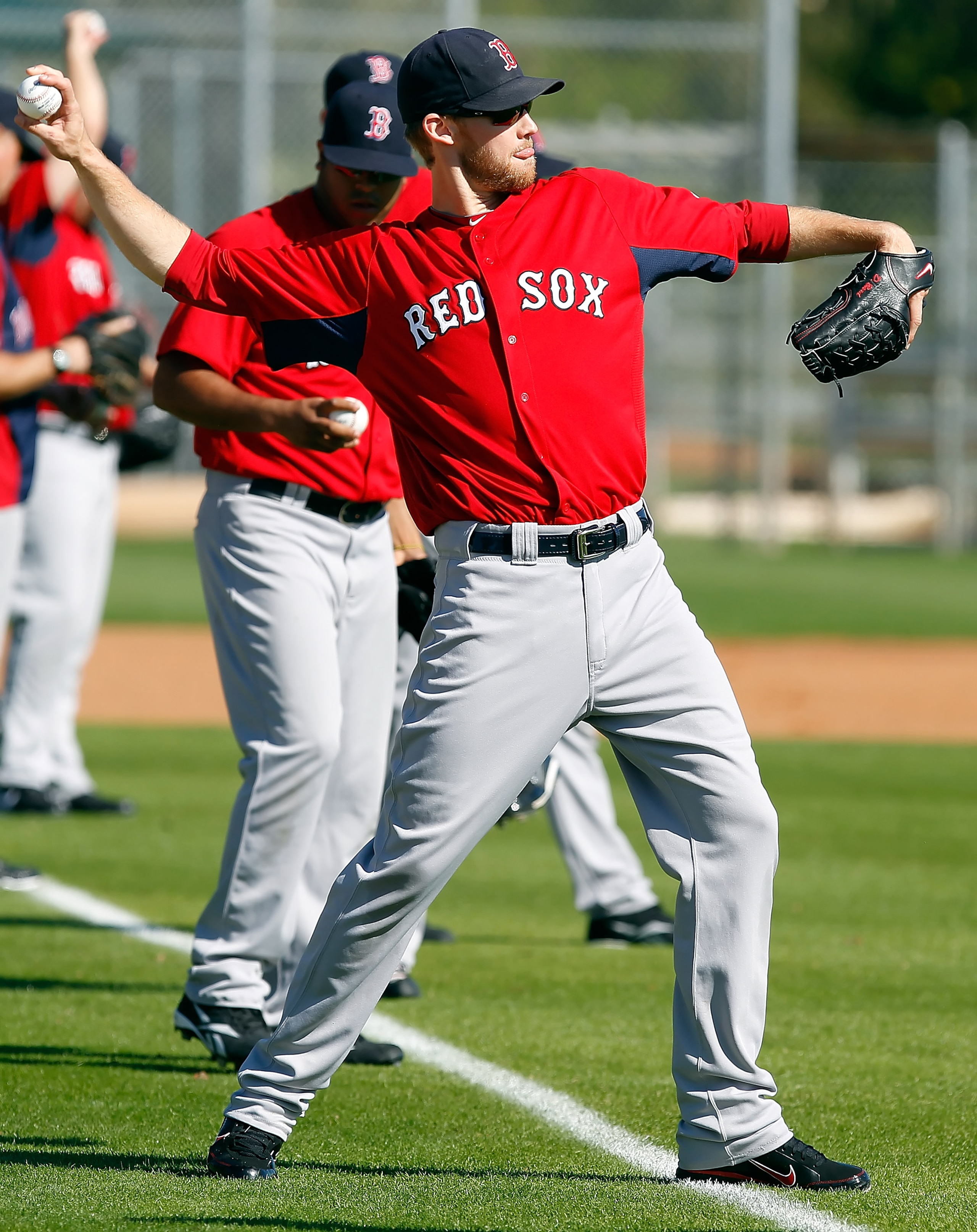 FORT MYERS, FL - FEBRUARY 19:  Pitcher Daniel Bard #51 of the Boston Red Sox throws during a Spring Training Workout Session at the Red Sox Player Development Complex on February 19, 2011 in Fort Myers, Florida.  (Photo by J. Meric/Getty Images)