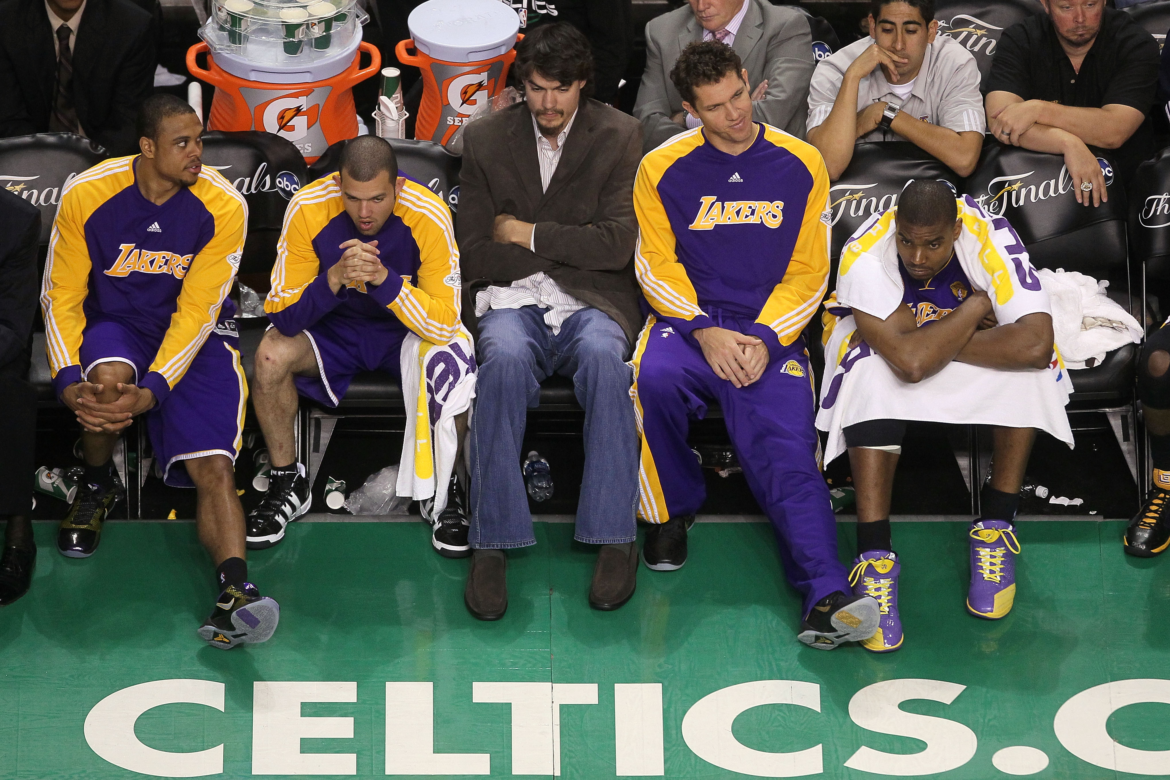 BOSTON - JUNE 10:  (L-R) Shannon Brown, Jordan Farmar, Adam Morrison, Luke Walton and Andrew Bynum of the Los Angeles Lakers look on dejected from the bench late in the fourth quarter against the Boston Celltics during Game Four of the 2010 NBA Finals on