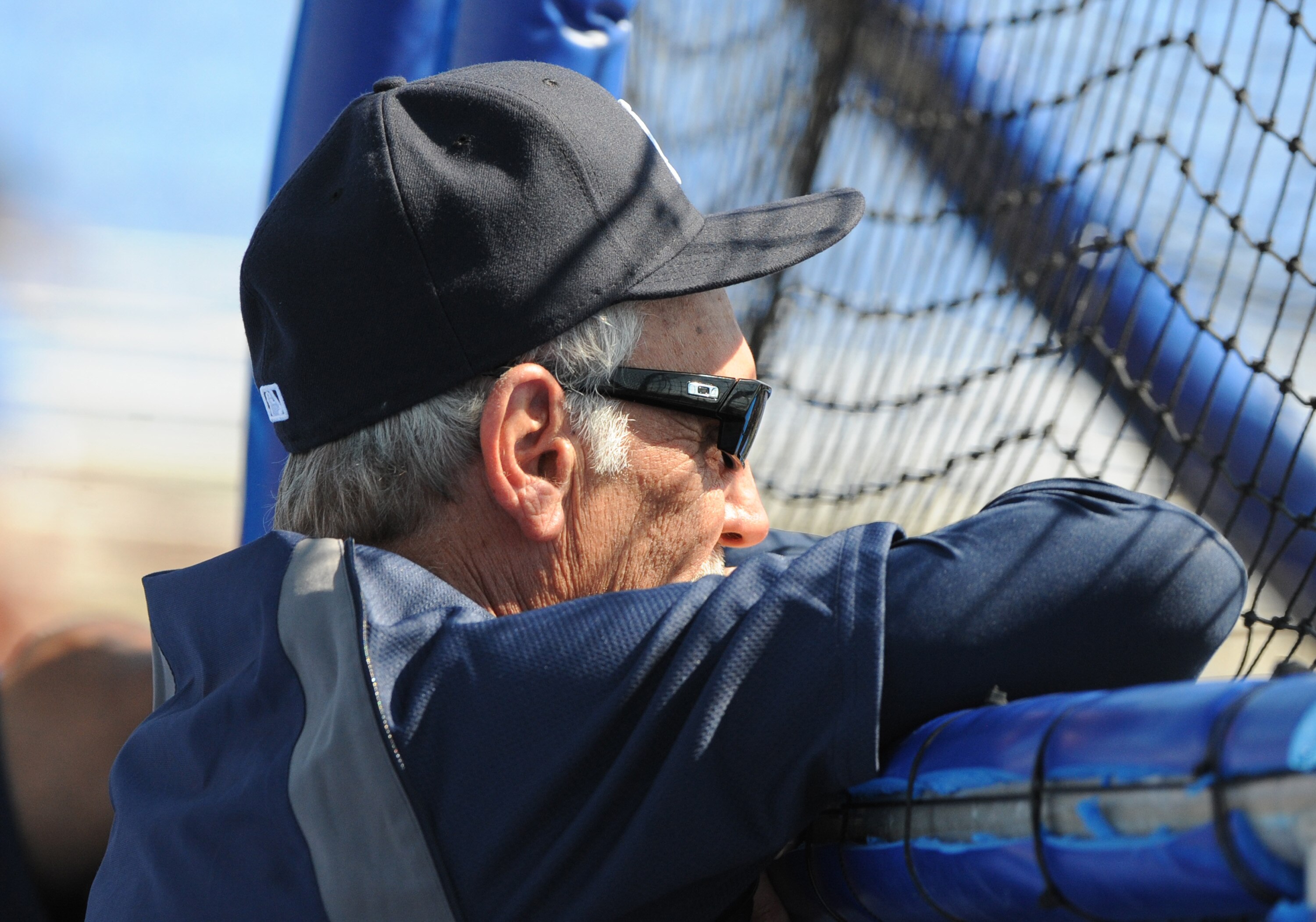 DUNEDIN, FL - FEBRUARY 26:  Manager Jim Leyland of the  Detroit Tigers watches batting practice before play against the Toronto Blue Jays February 26, 2011 at Florida Auto Exchange Stadium in Dunedin, Florida.  (Photo by Al Messerschmidt/Getty Images)