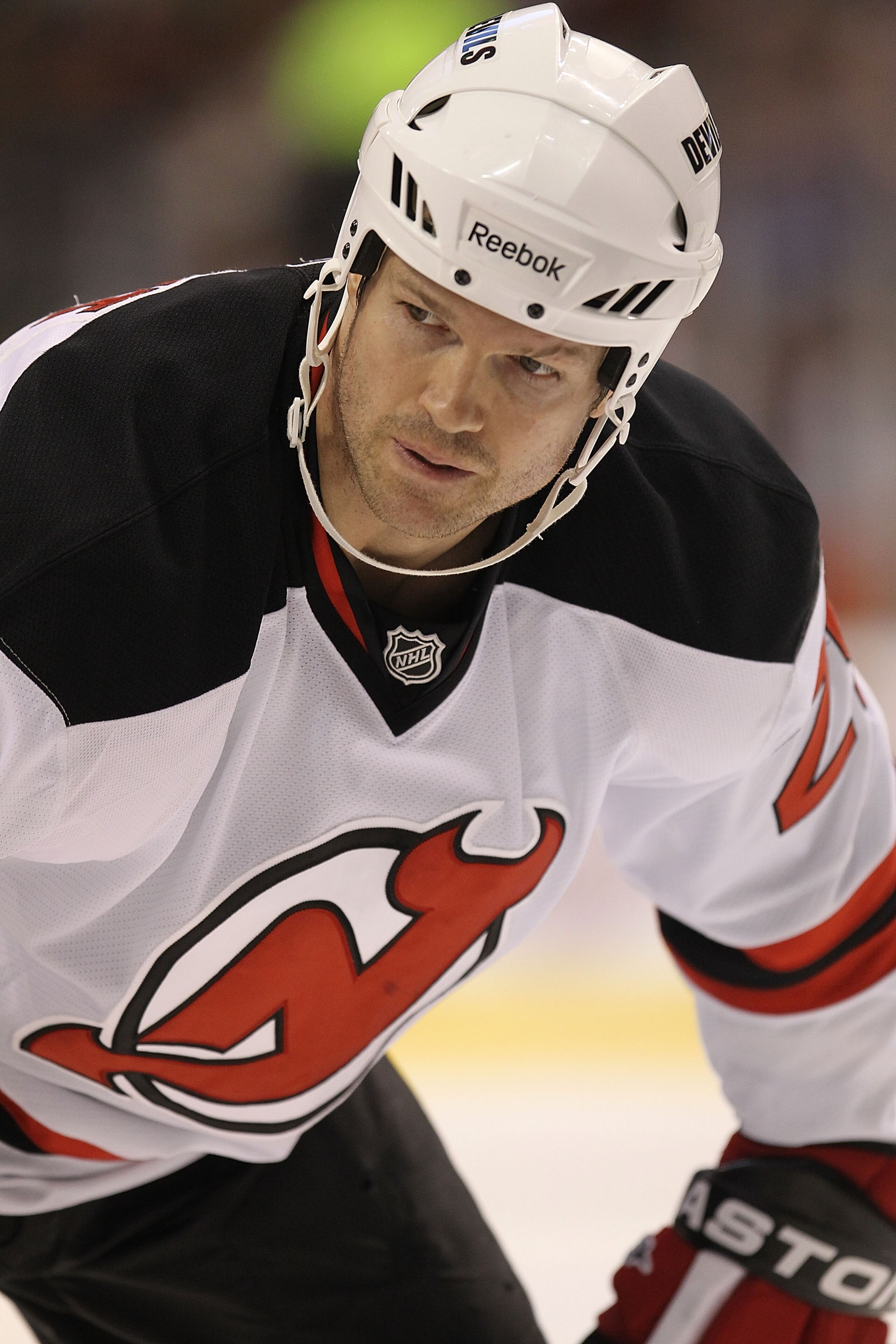 DALLAS, TX - FEBRUARY 22:  Jason Arnott #25 of the New Jersey Devils at American Airlines Center on February 22, 2011 in Dallas, Texas.  (Photo by Ronald Martinez/Getty Images)