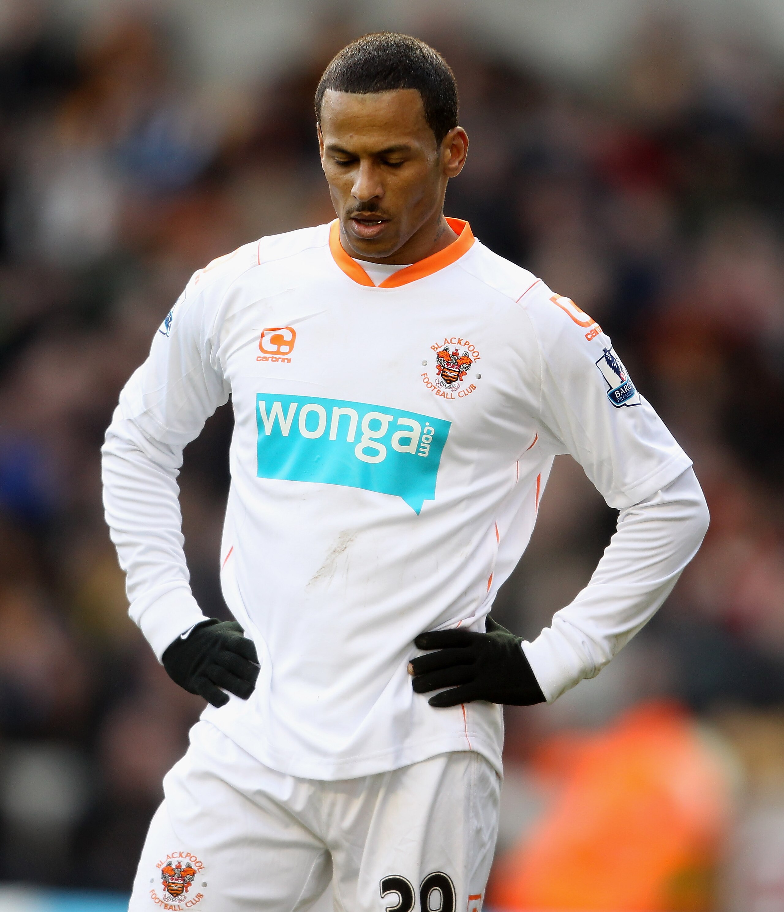 WOLVERHAMPTON, ENGLAND - FEBRUARY 26: Blackpool's DJ Campbell looks dejected during the Barclays Premier League match between Wolverhampton Wanderers and Blackpool at Molineux on February 26, 2011 in Wolverhampton, England. (Photo by Scott Heavey/Getty WOLVERHAMPTON, ENGLAND - FEBRUARY 26: Blackpool's DJ Campbell looks dejected during the Barclays Premier League match between Wolverhampton Wanderers and Blackpool at Molineux on February 26, 2011 in Wolverhampton, England. (Photo by Scott Heavey/Getty