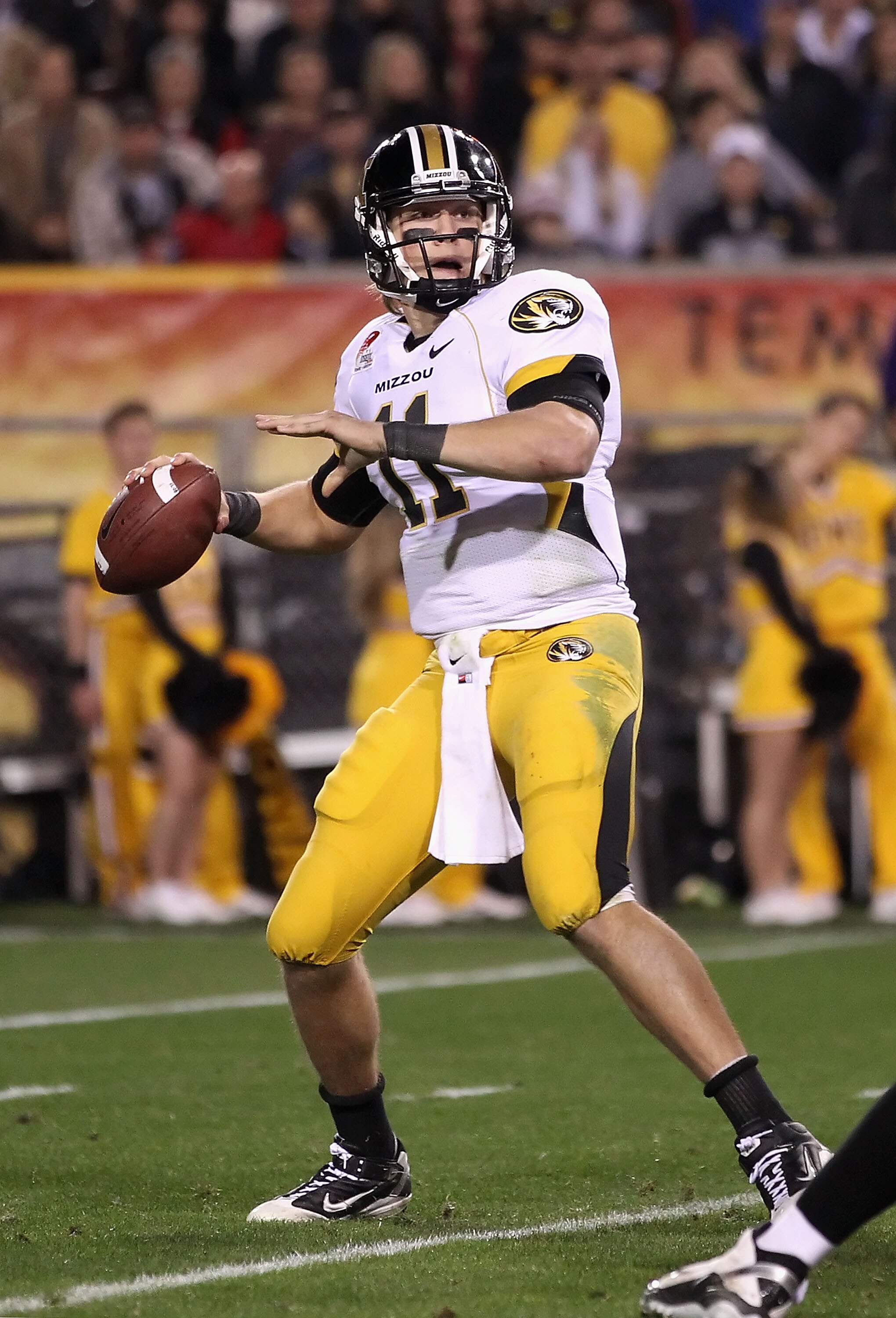 TEMPE, AZ - DECEMBER 28:  Quarterback Blaine Gabbert #11 of the Missouri Tigers drops back to pass during the Insight Bowl against the Iowa Hawkeyes  at Sun Devil Stadium on December 28, 2010 in Tempe, Arizona.  The Hawkeyes defeated the Tigers 27-24.  (P