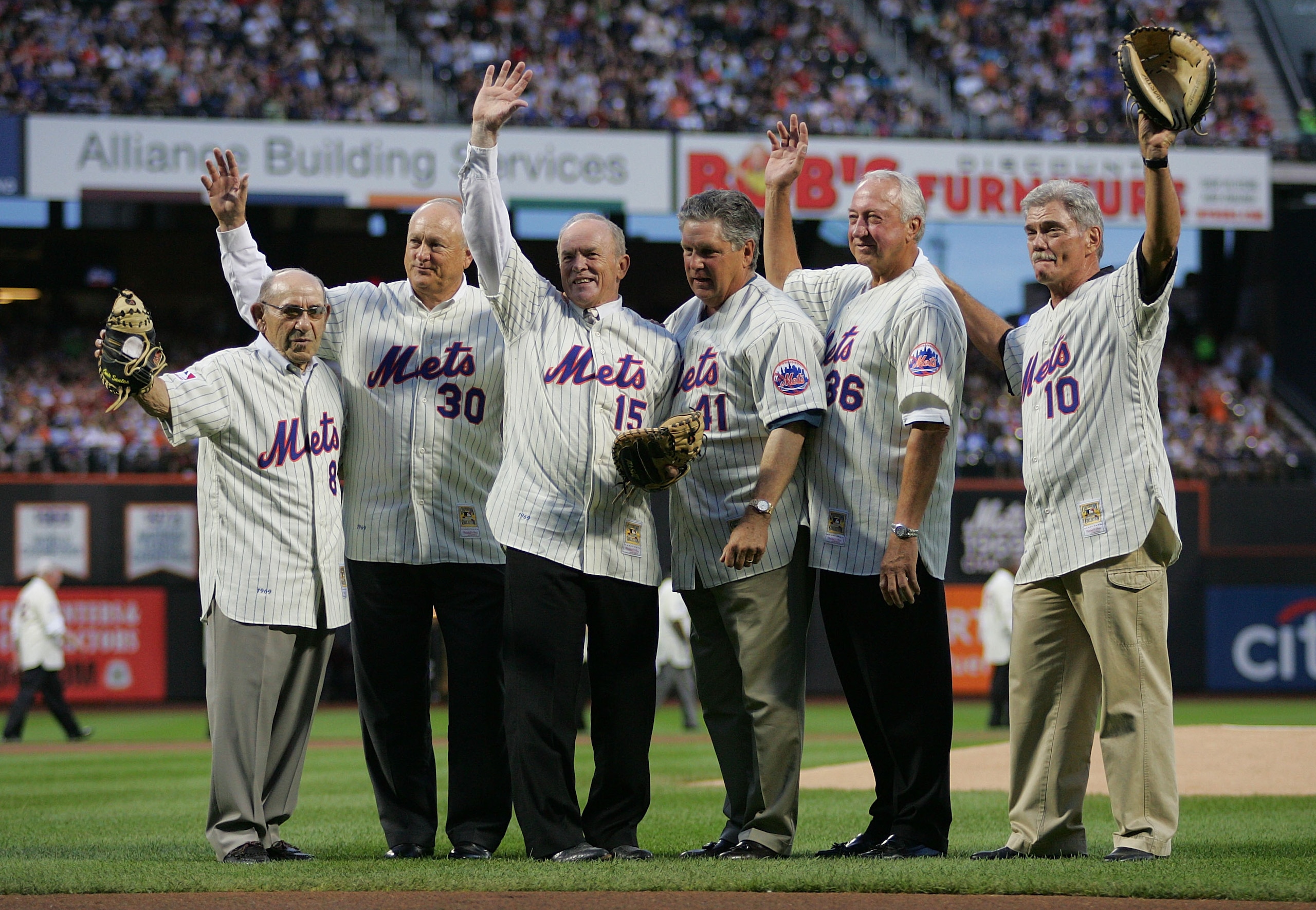 NEW YORK - AUGUST 22: Yogi Berra, Nolan Ryan, Jerry Grote, Tom Seaver, Jerry Koosman, and Duffy Dyer pose for a photo during the presentation commemorating the New York Mets 40th anniversary of the 1969 World Championship team on August 22, 2009 at Citi NEW YORK - AUGUST 22: Yogi Berra, Nolan Ryan, Jerry Grote, Tom Seaver, Jerry Koosman, and Duffy Dyer pose for a photo during the presentation commemorating the New York Mets 40th anniversary of the 1969 World Championship team on August 22, 2009 at Citi