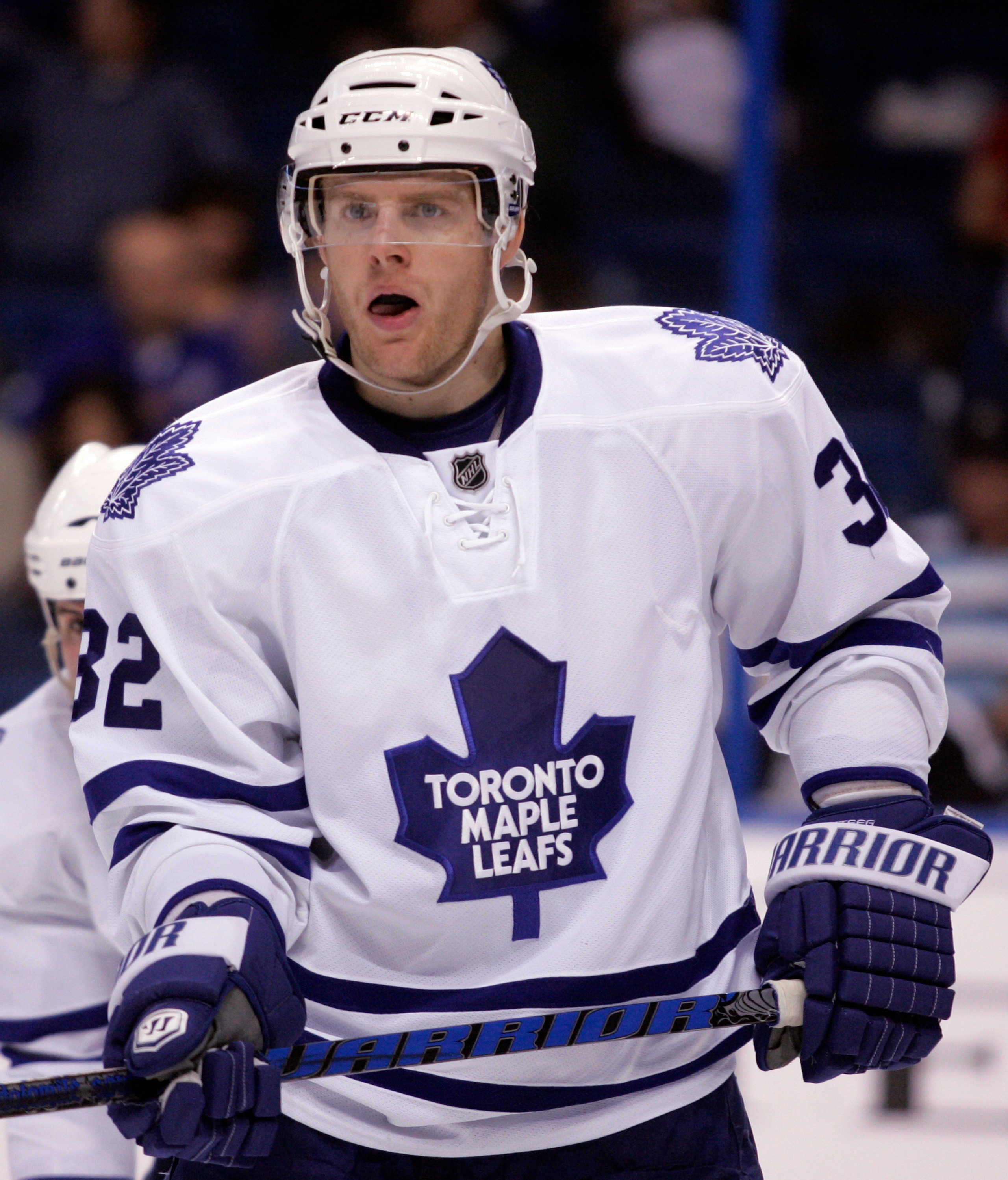 TAMPA, FL - JANUARY 25: Kris Versteeg #32 of the Toronto Maple Leafs skates against the Tampa Bay Lightning at St. Pete Times Forum on January 25, 2011 in Tampa, Florida. The Lightning defeated the Leafs 2-0. (Photo by Justin K. Aller/Getty Images)