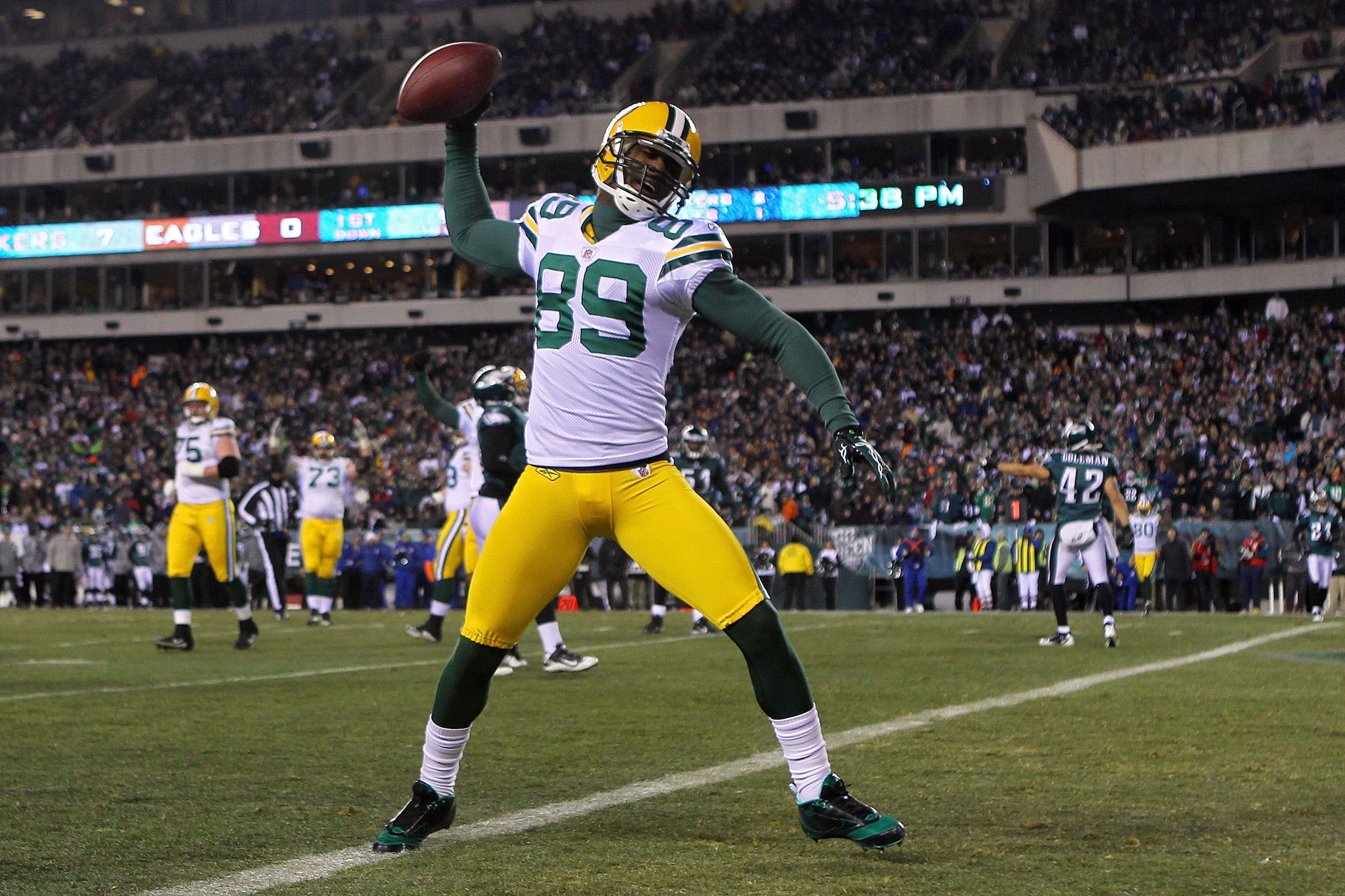 PHILADELPHIA, PA - JANUARY 09:  James Jones #89 of the Green Bay Packers celebrates after scoring a touchdown in the second quarter against the Philadelphia Eagles during the 2011 NFC wild card playoff game at Lincoln Financial Field on January 9, 2011 in