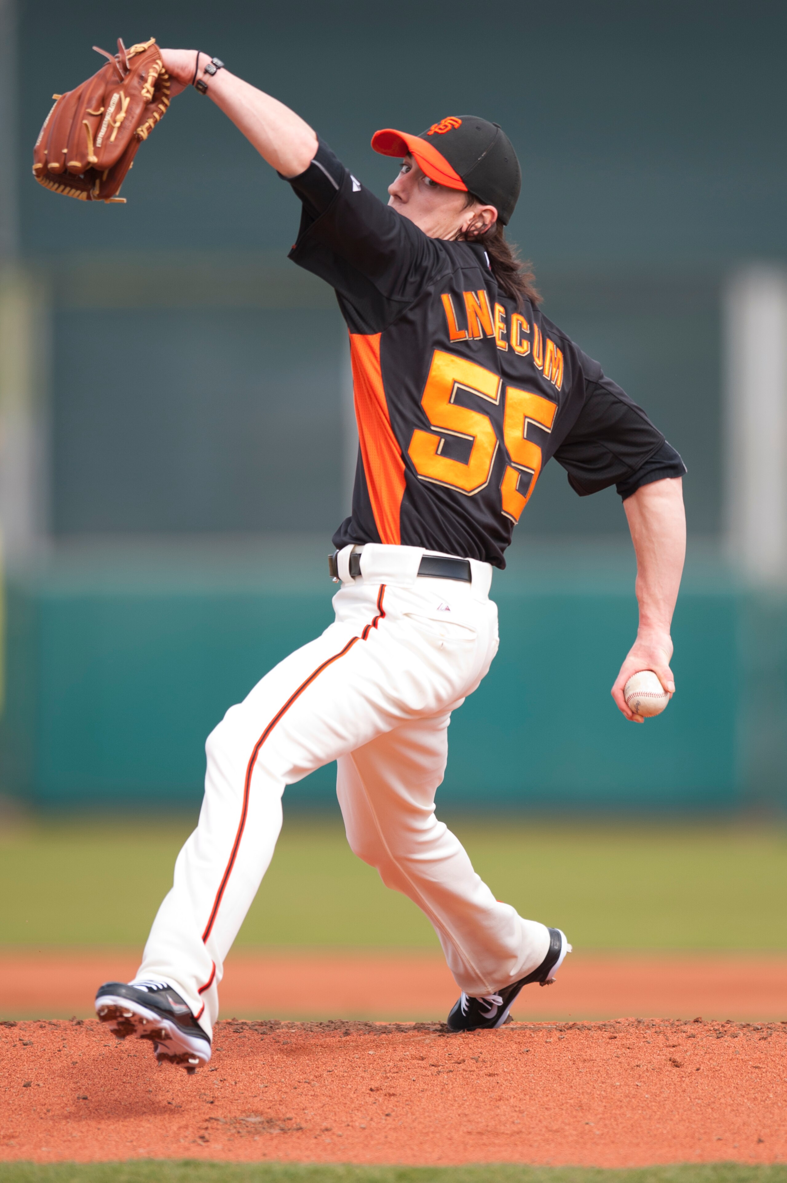 SCOTTSDALE, AZ - FEBRUARY 25: Tim Lincecum #55 of the San Francisco Giants pitches during a spring training game against the Arizona Diamondbacks at Scottsdale Stadium on February 25, 2011 in Scottsdale, Arizona. (Photo by Rob Tringali/Getty Images)