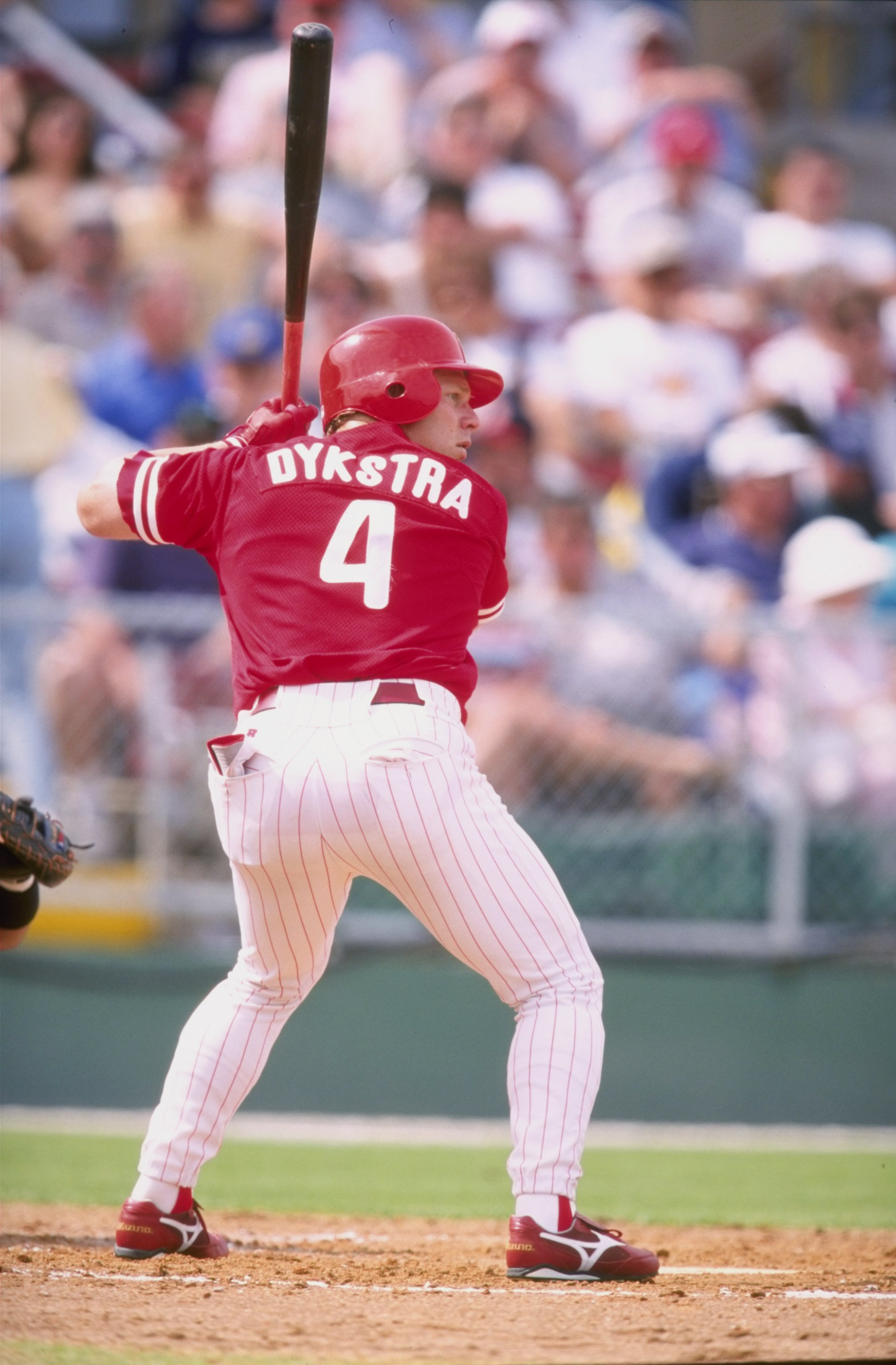 5 Mar 1998:  Outfielder Lenny Dykstra of the Philadelphia Phillies in action during a spring training game against the Houston Astros at the Jack Russell Stadium in Clearwater, Florida.  The Phillies won the game, 3-2. Mandatory Credit: David Seelig  /All