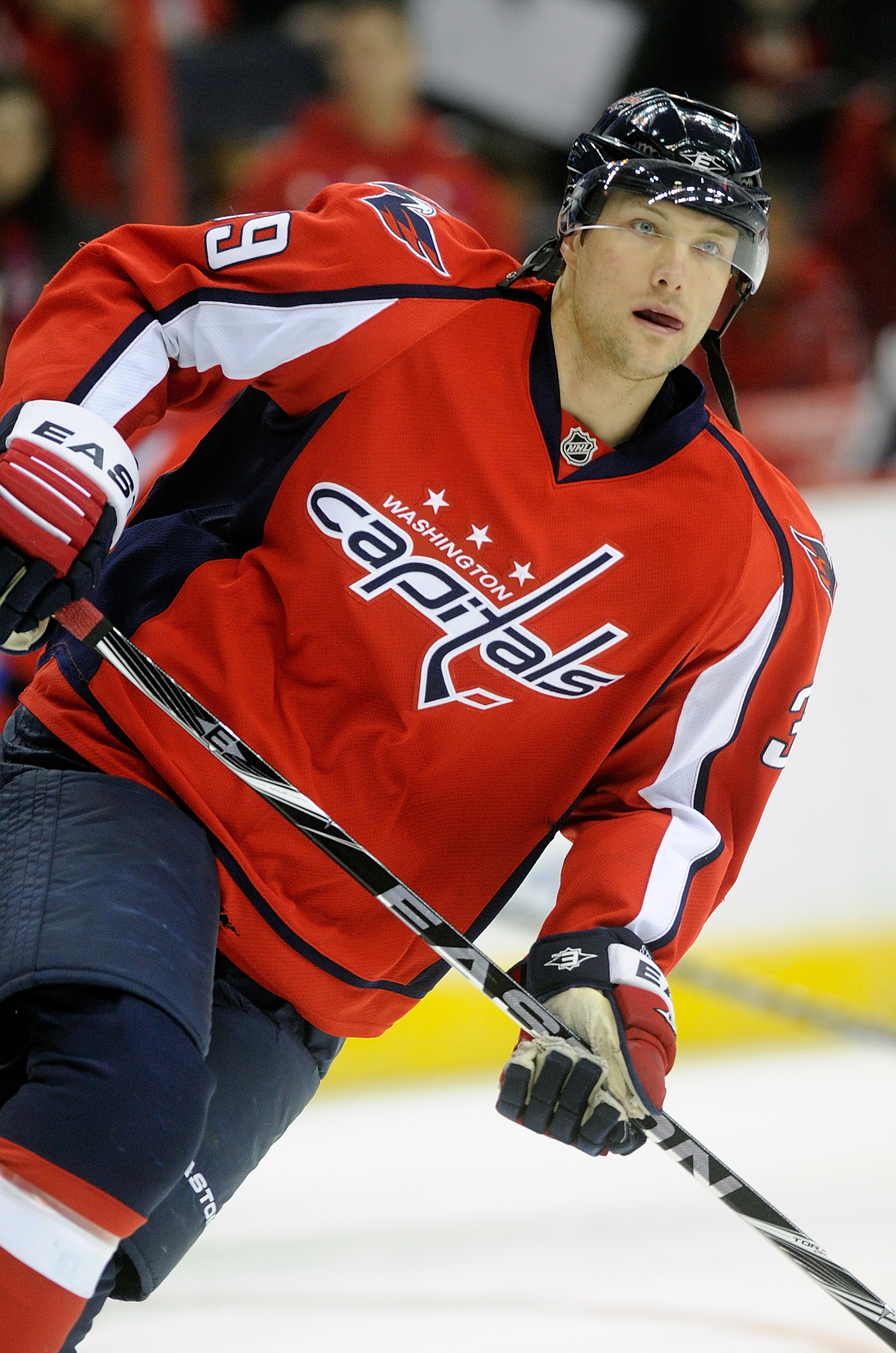 WASHINGTON, DC - FEBRUARY 06: David Steckel #39 of the Washington Capitals warms up before the game against the Pittsburgh Penguins at the Verizon Center on February 6, 2011 in Washington, DC. (Photo by Greg Fiume/Getty Images) WASHINGTON, DC - FEBRUARY 06: David Steckel #39 of the Washington Capitals warms up before the game against the Pittsburgh Penguins at the Verizon Center on February 6, 2011 in Washington, DC. (Photo by Greg Fiume/Getty Images)
