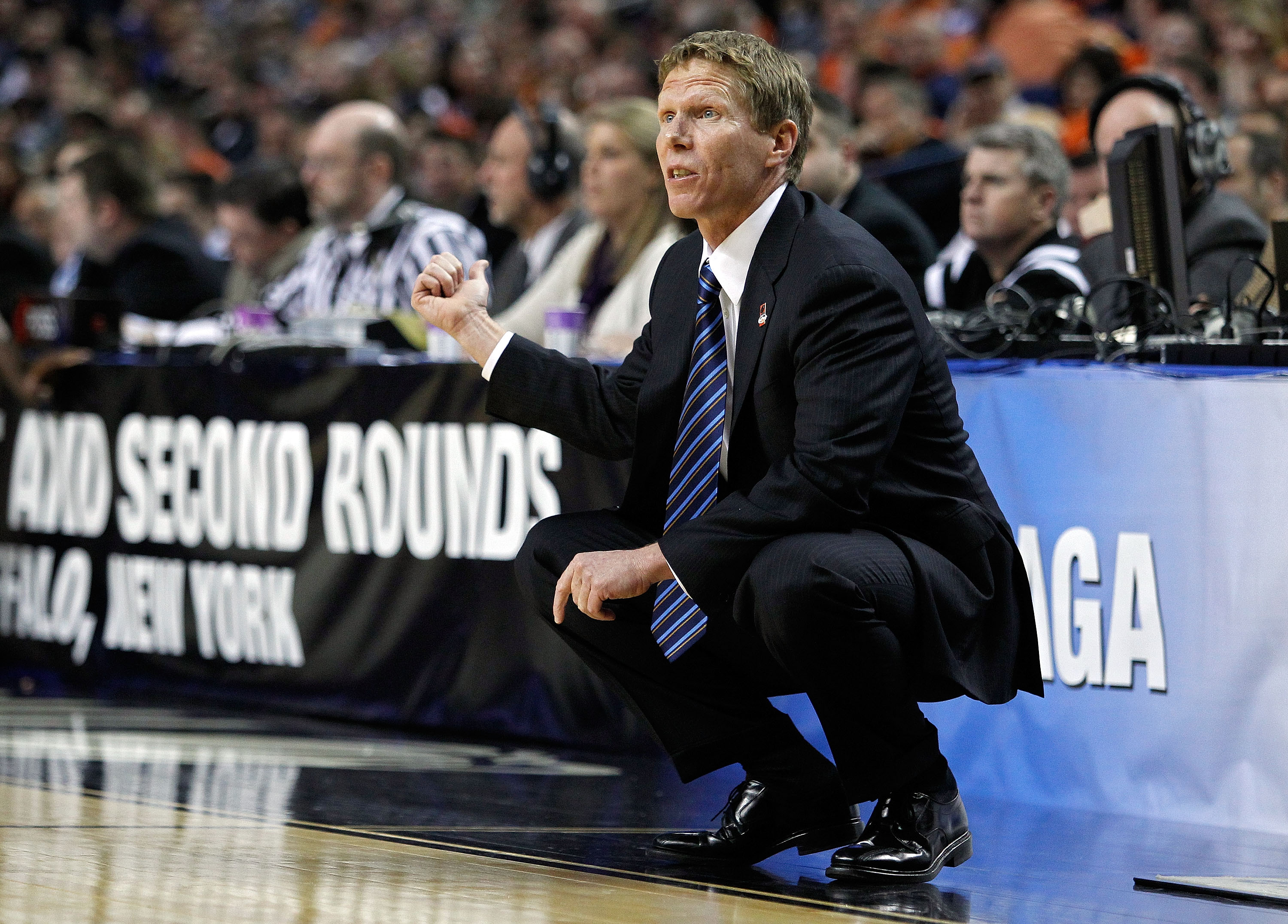 BUFFALO, NY - MARCH 19:  Head coach Mark Few of the Gonzaga Bulldogs looks on from the bench against the Florida State Seminoles look on during the first round of the 2010 NCAA men's basketball tournament at HSBC Arena on March 19, 2010 in Buffalo, New Yo