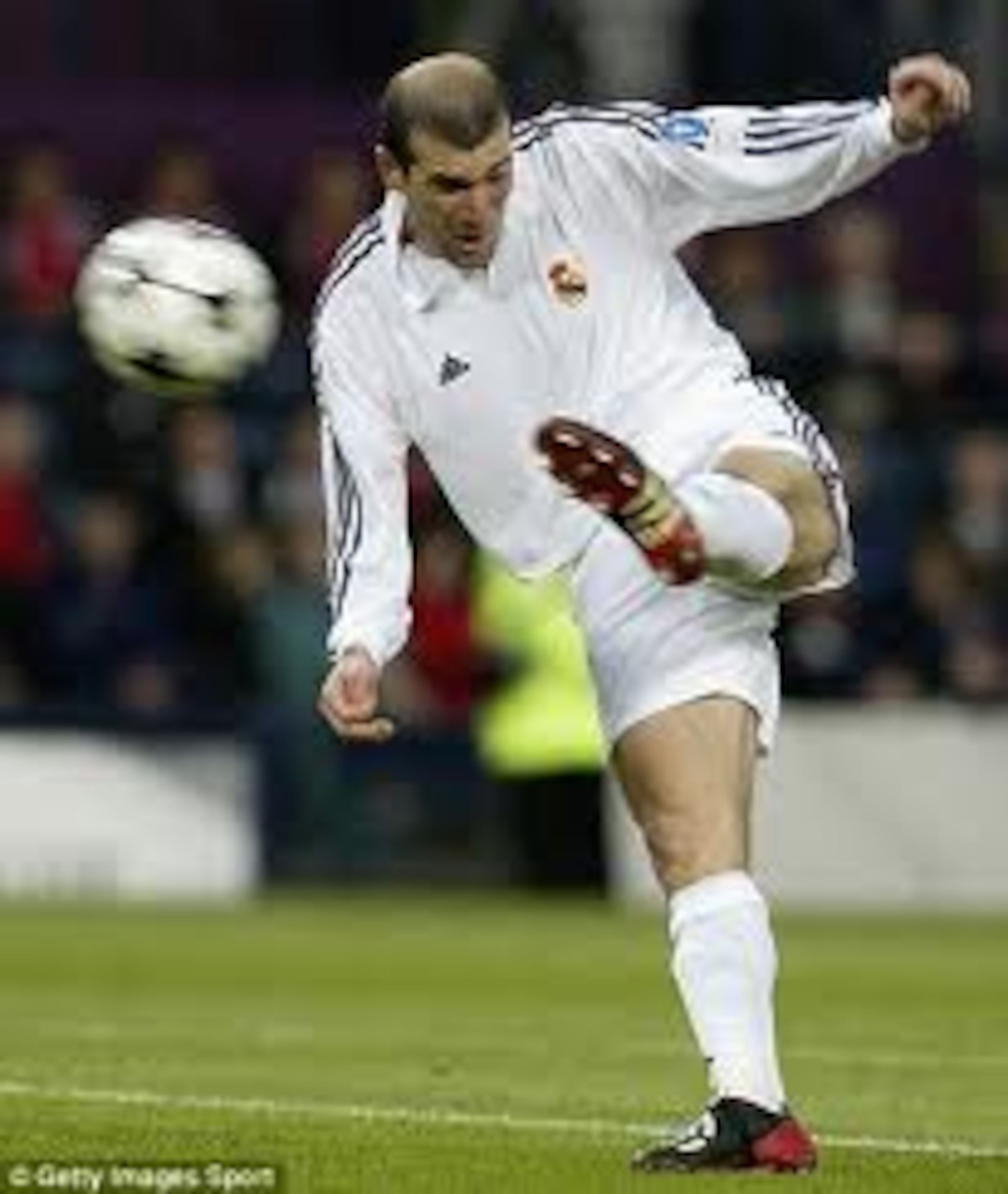 Does Zinedine Zidane make it onto the list of the best 10 goals ever scored with his exquisite volley in the Champions League final  at Hampden Park in 2002?