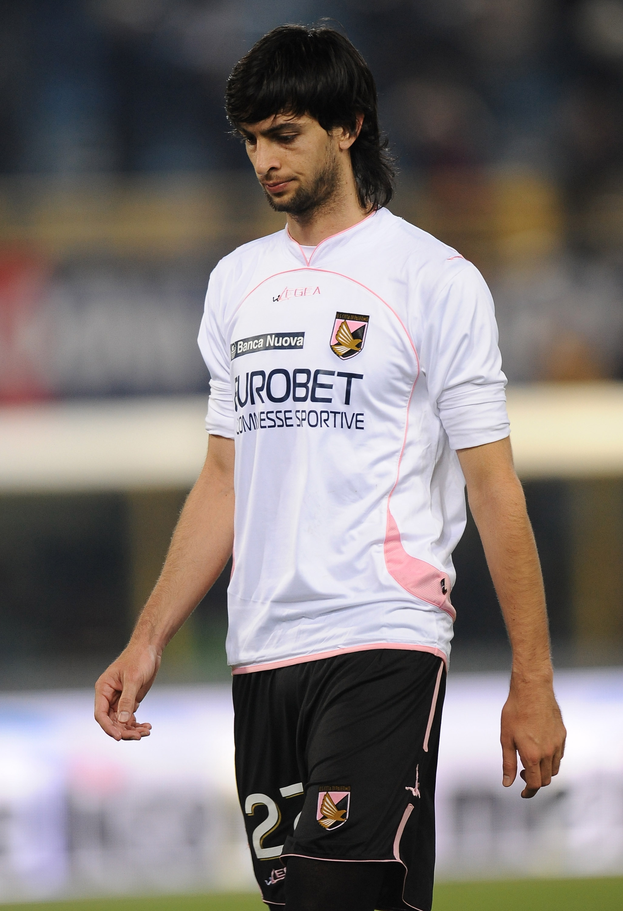 BOLOGNA, ITALY - FEBRUARY 19: Javier Pastore of Palermo looks dejected after losing the Serie A match between Bologna FC and US Citta di Palermo at Stadio Renato Dall'Ara on February 19, 2011 in Bologna, Italy.  (Photo by Tullio M. Puglia/Getty Images)