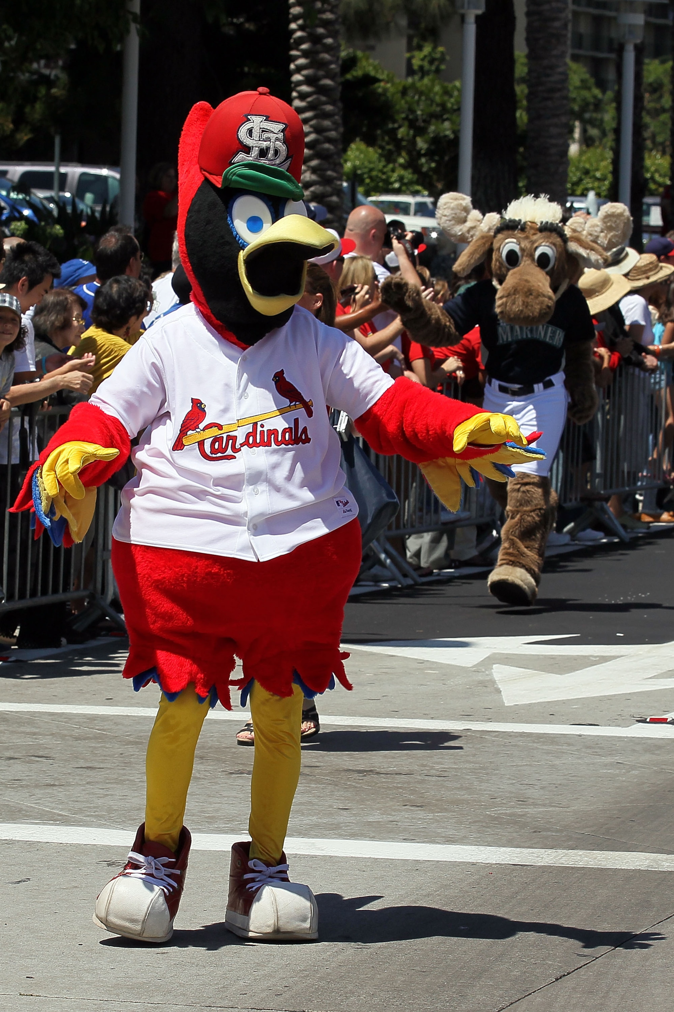 ANAHEIM, CA - JULY 13:  St, Louis Cardinals masco waves to fans during the 6th Annual MLB All-Star Red Carpet Show outside Angel Stadium of Anaheim on July 13, 2010 in Anaheim, California.  (Photo by Stephen Dunn/Getty Images)