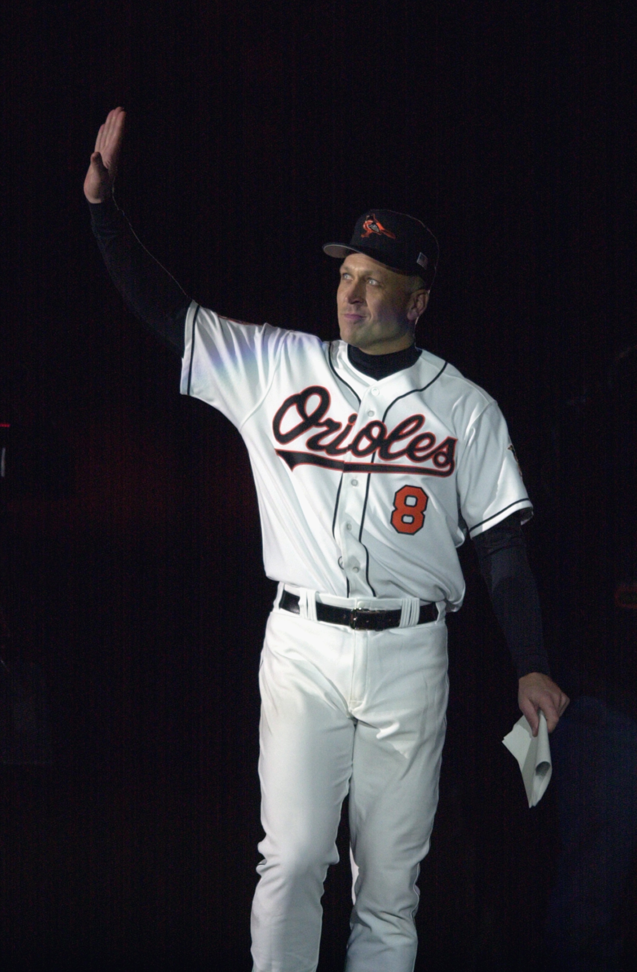 BALTIMORE - OCTOBER 6:  Cal Ripken Jr. #8 of the Baltimore Orioles waves to the crowd, during the October 6, 2001 ceremony to honor Ripken's 3001st and final game of his career. After the ceremony, the Baltimore Orioles would lose to the Boston Red Sox, 2