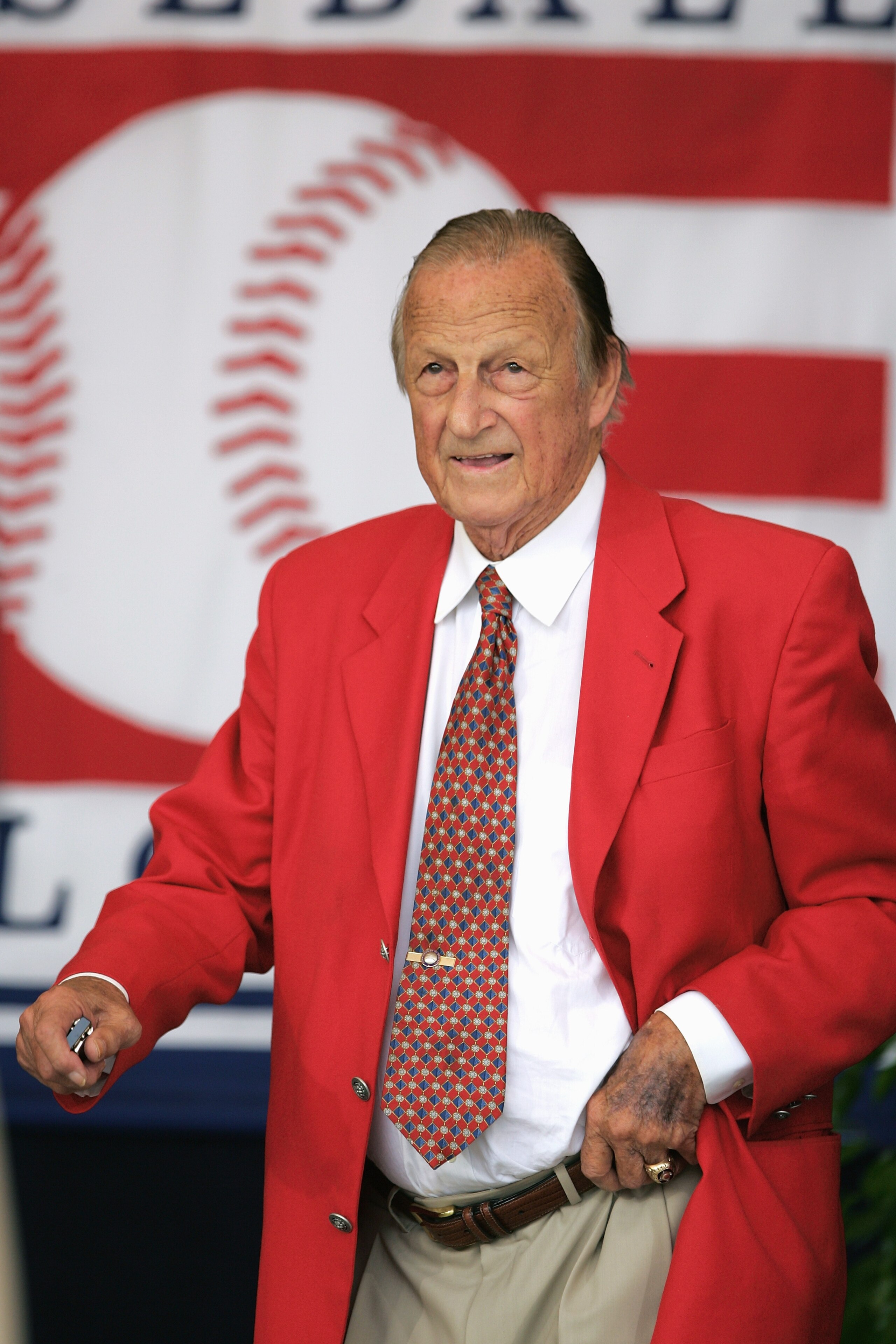 COOPERSTOWN, NY - JULY 31: Hall of Famer Stan Musial attends the Baseball Hall of Fame Induction ceremony on July 31, 2005 at the Clark Sports Complex in Cooperstown, New York.  (Photo by Ezra Shaw/Getty Images)