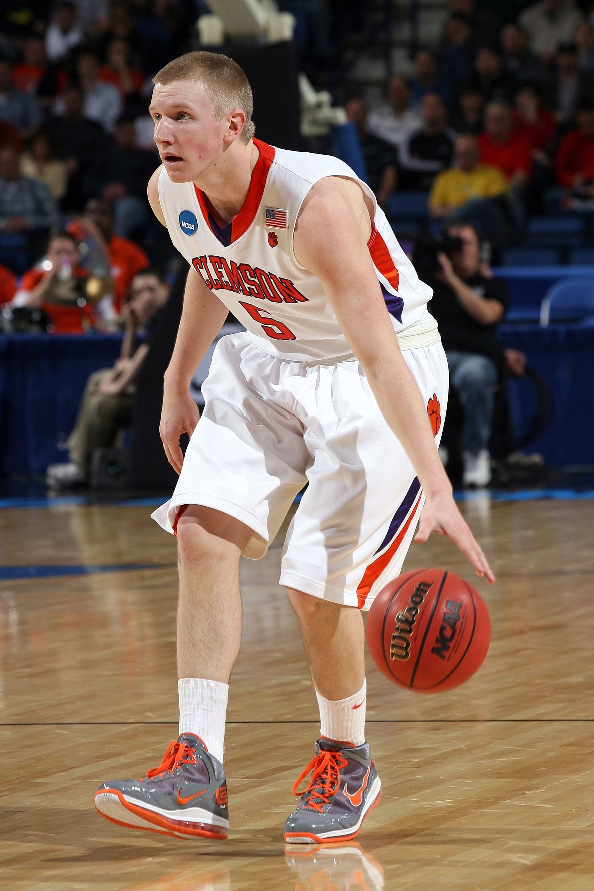 BUFFALO, NY - MARCH 19:  Tanner Smith #5 of the Clemson Tigers handles the ball against the Missouri Tigers during the first round of the 2010 NCAA men's basketball tournament at HSBC Arena on March 19, 2010 in Buffalo, New York.  (Photo by Rick Stewart/G